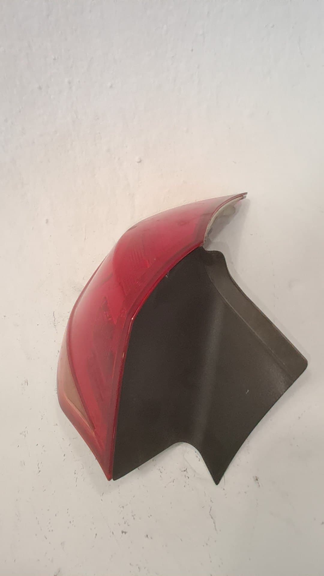 Piloto trasero izquierdo OPEL ASTRA J LIM 4