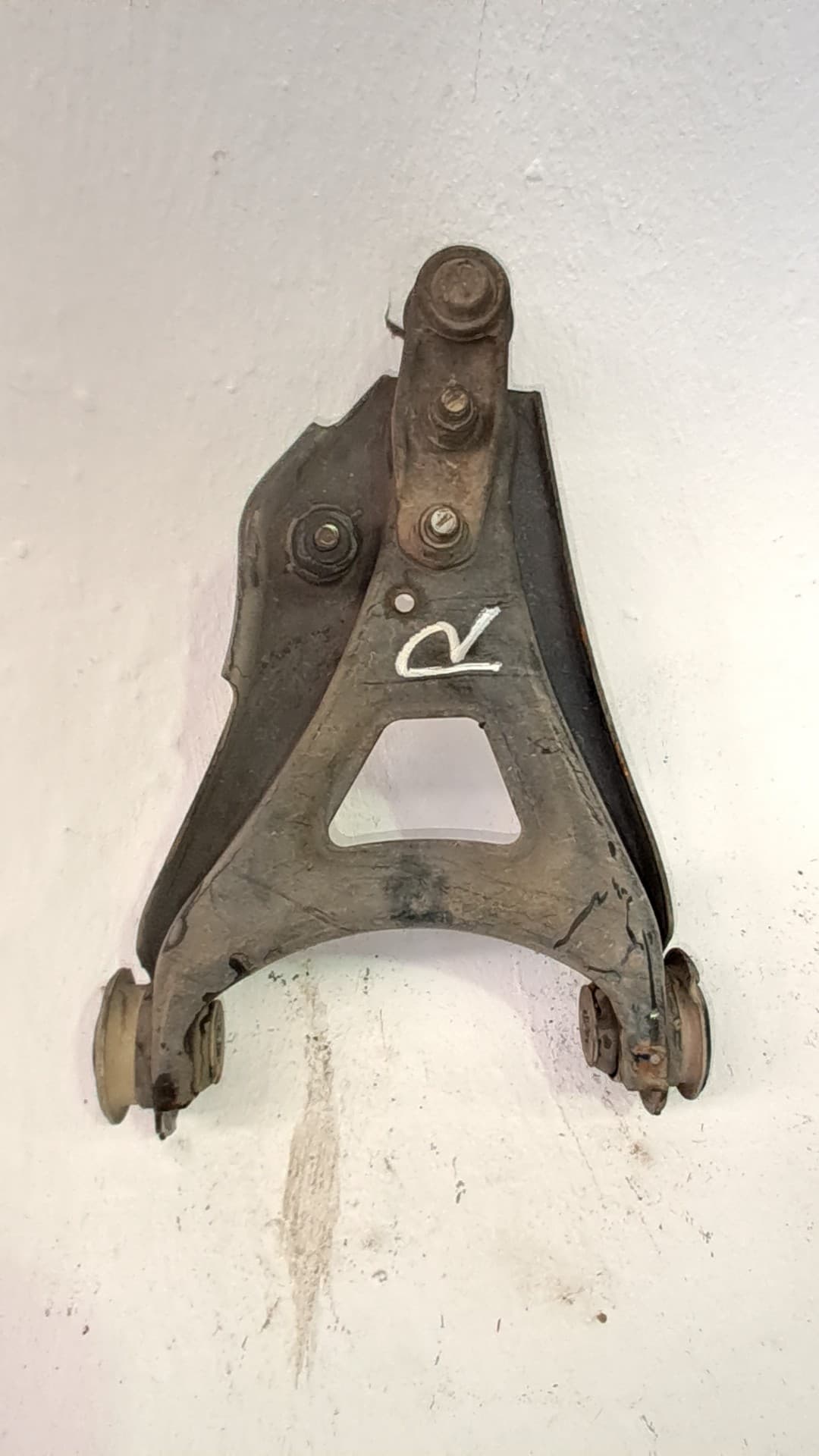 Brazo suspension inferior delantero derecho RENAULT CLIO I FASE I+II (B/C57)