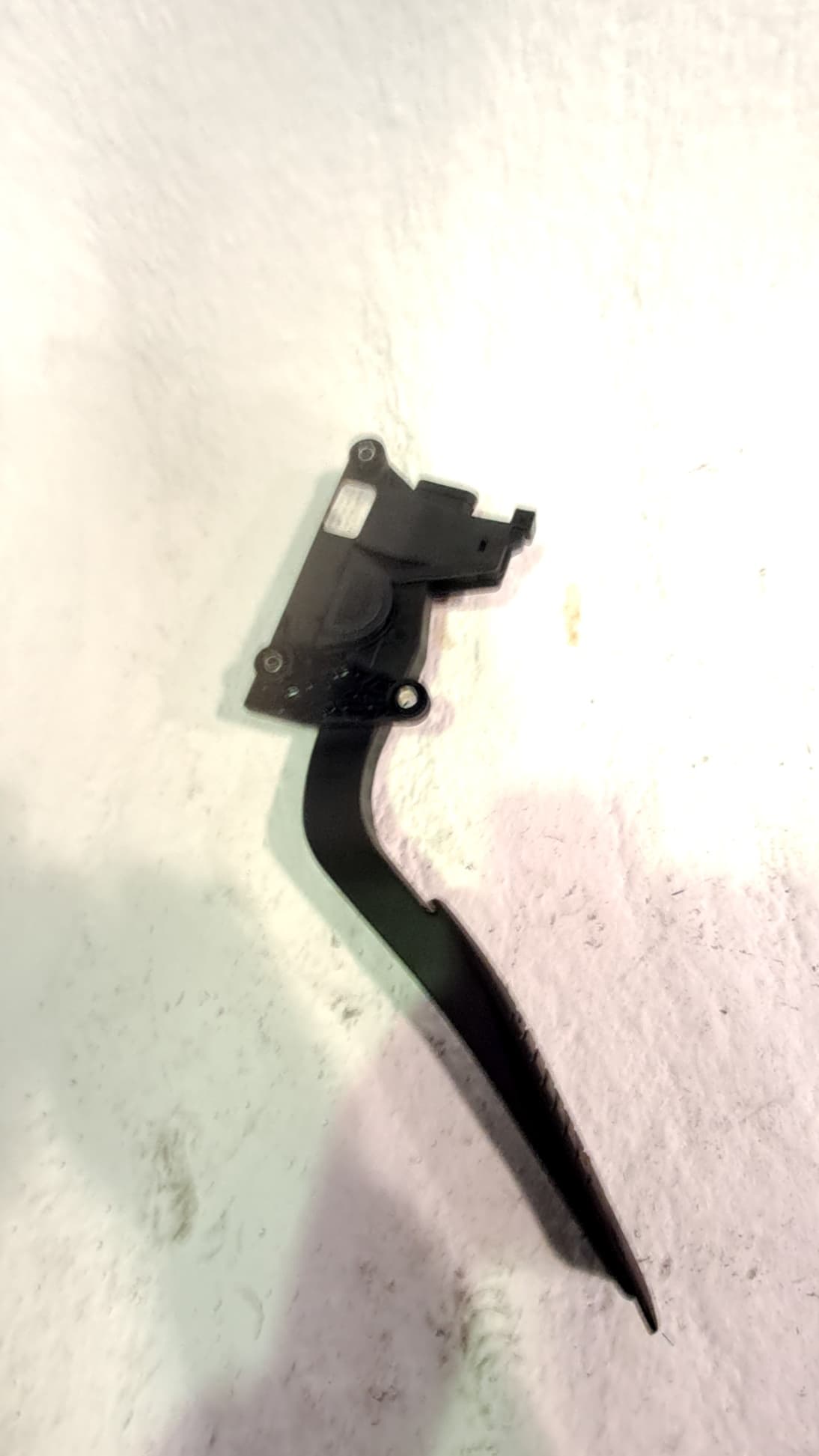 Pedal acelerador CHEVROLET CAPTIVA 3