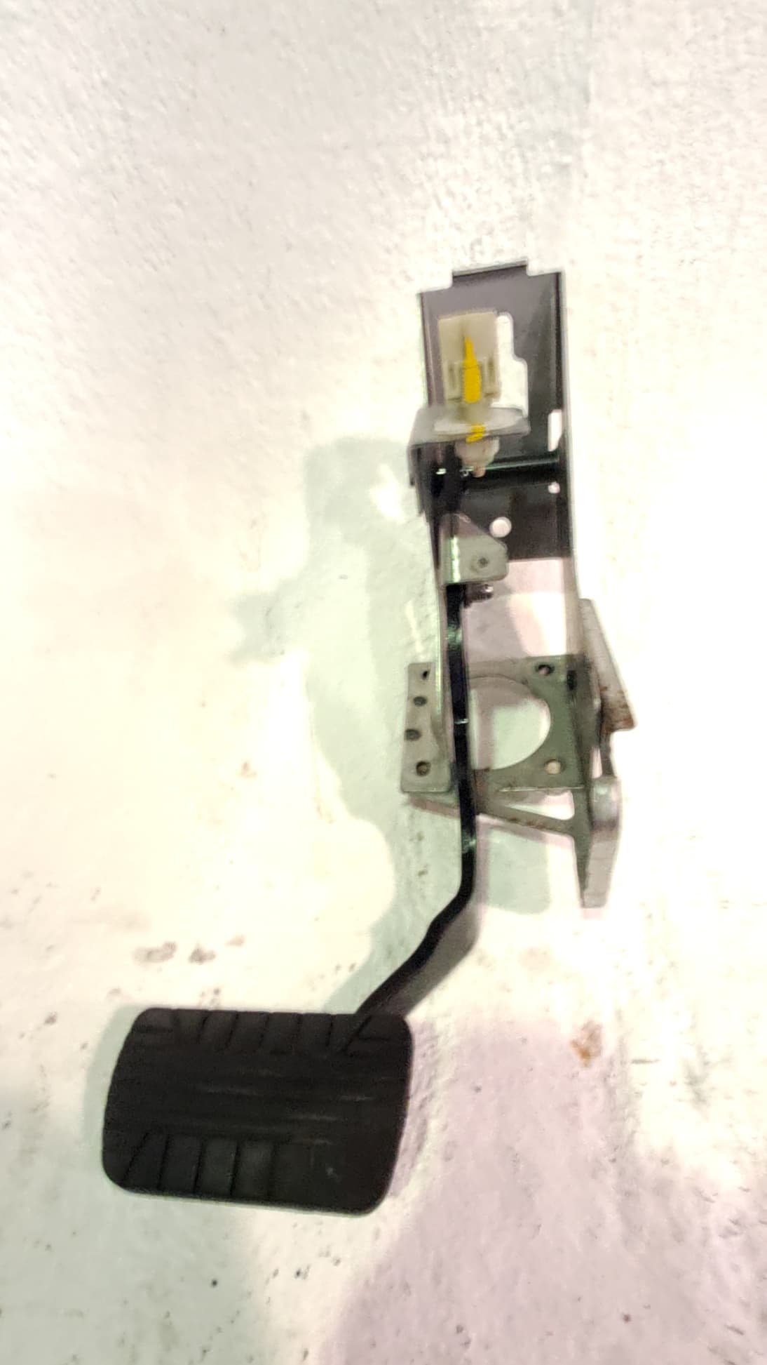 Pedal freno CHEVROLET CAPTIVA