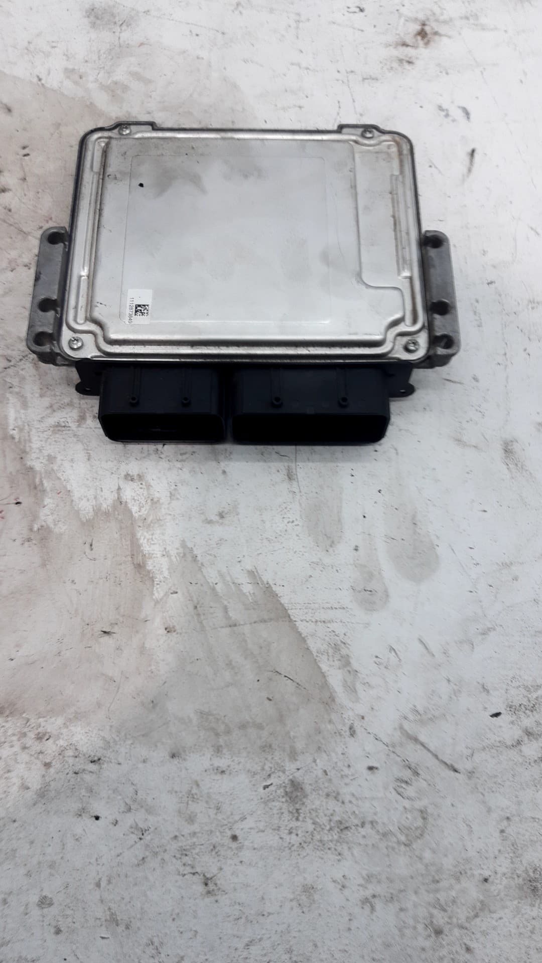 Centralita motor uce OPEL VIVARO FURGÓN 2