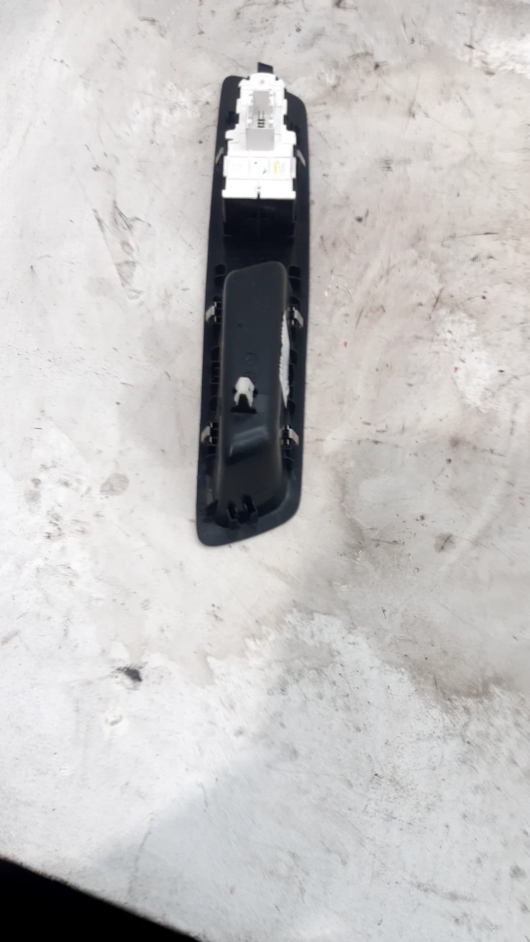 Mando elevalunas delantero izquierdo OPEL VIVARO FURGÓN 3