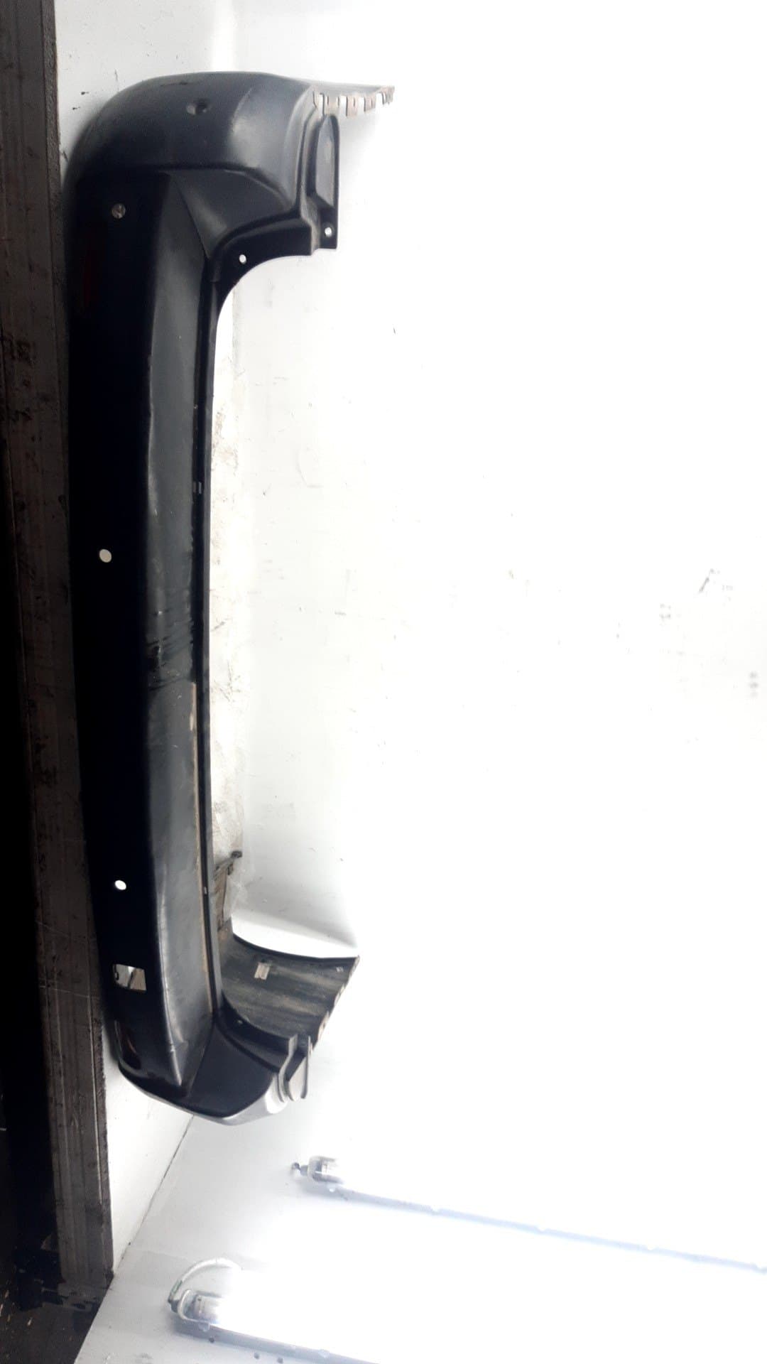 Paragolpes trasero OPEL VIVARO FURGÓN