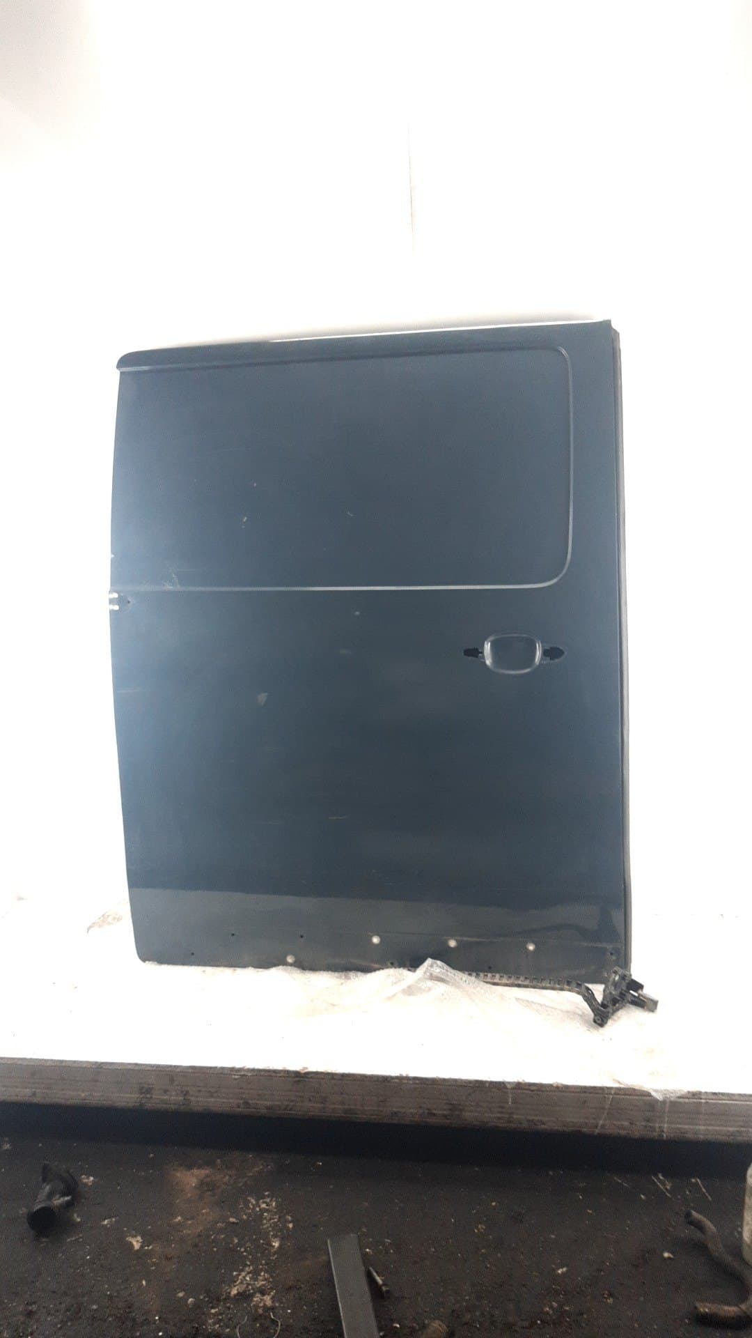 Puerta lateral corredera derecha OPEL VIVARO FURGÓN