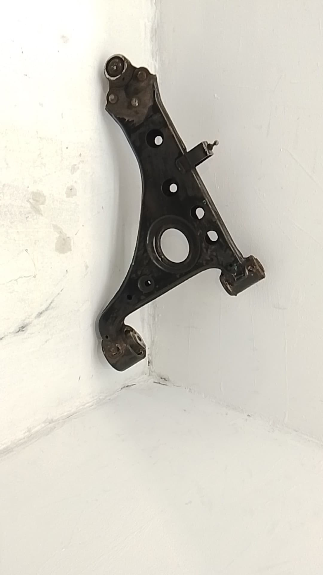 Brazo suspension inferior delantero derecho OPEL MOKKA 3