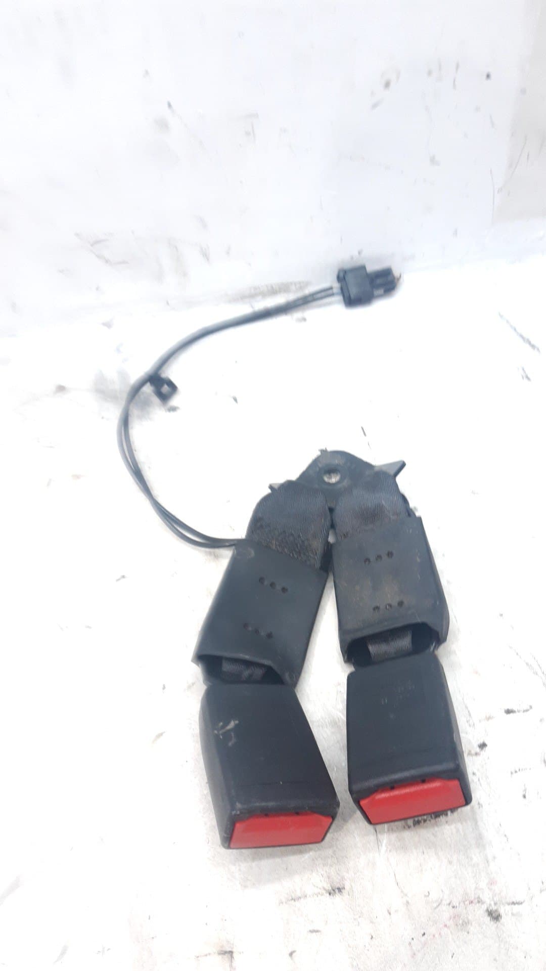 Enganche cinturon trasero central OPEL MOKKA 3