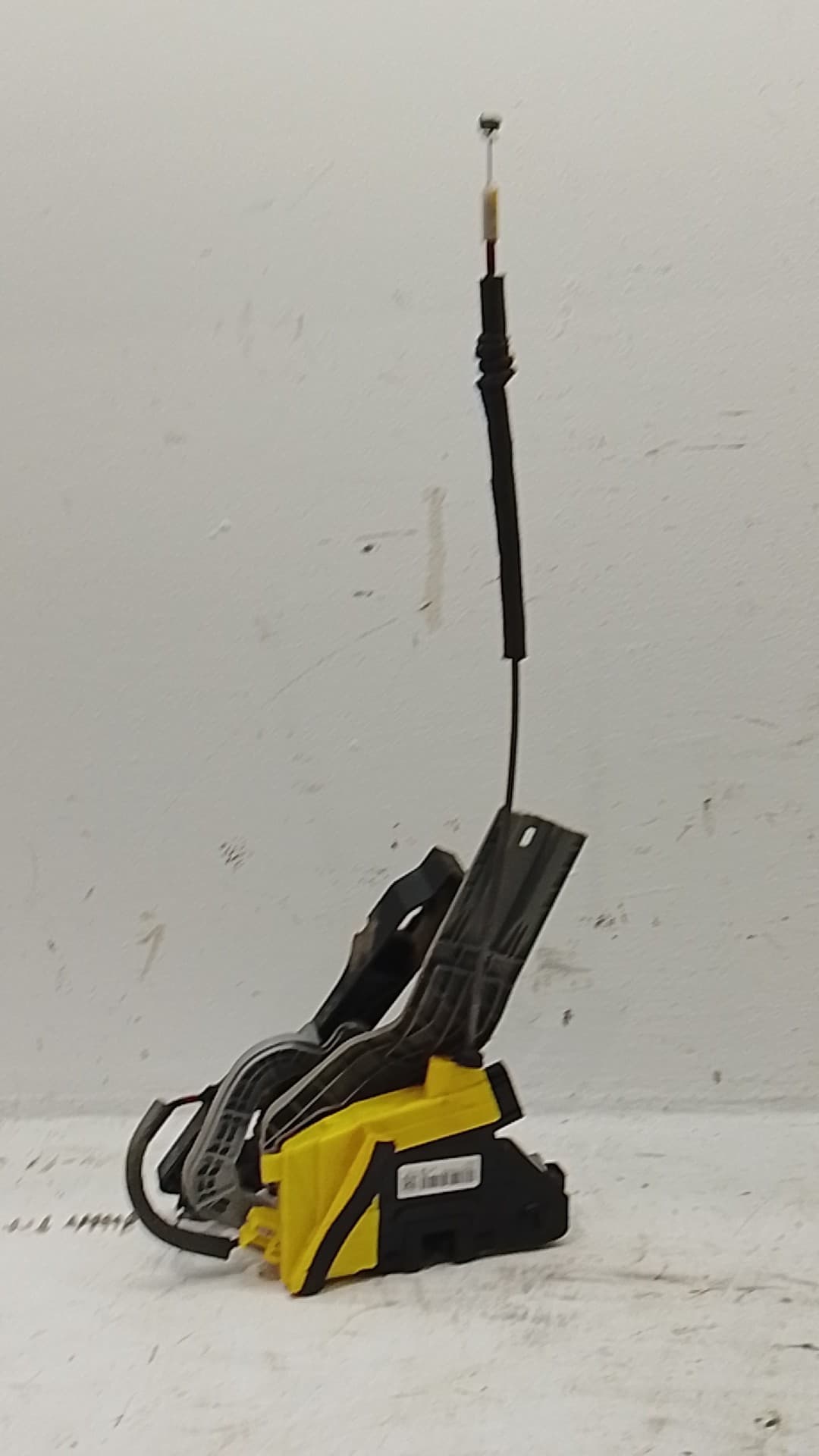 Cerradura puerta trasera izquierda KIA SPORTAGE