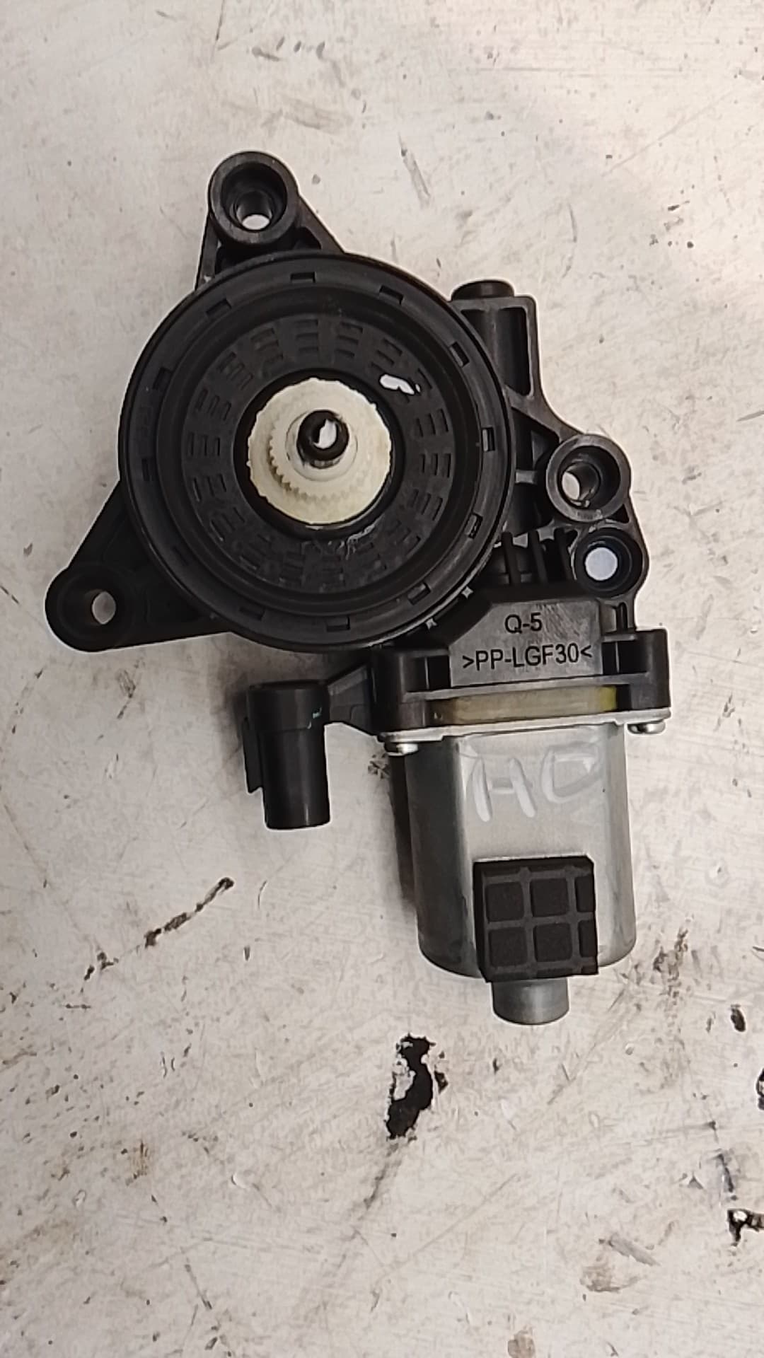 Motor elevalunas delantero izquierdo KIA SPORTAGE