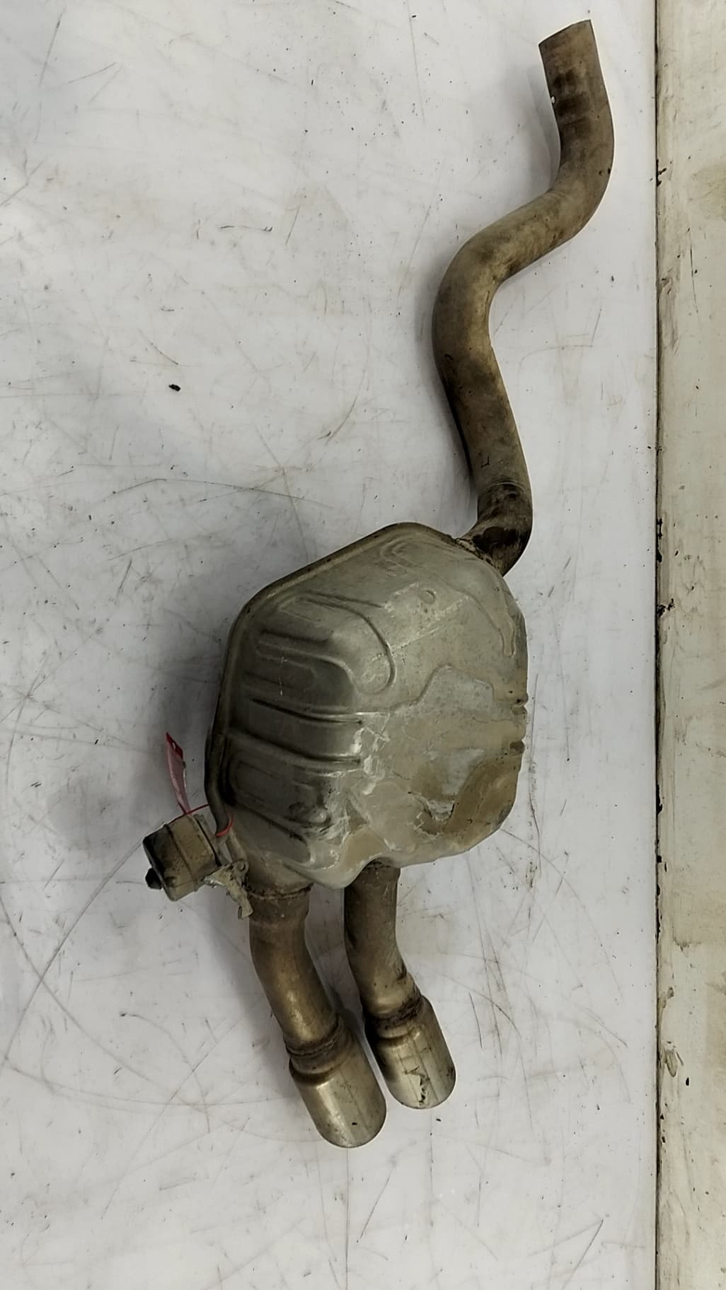 Silenciador trasero VOLKSWAGEN TIGUAN (5N_)