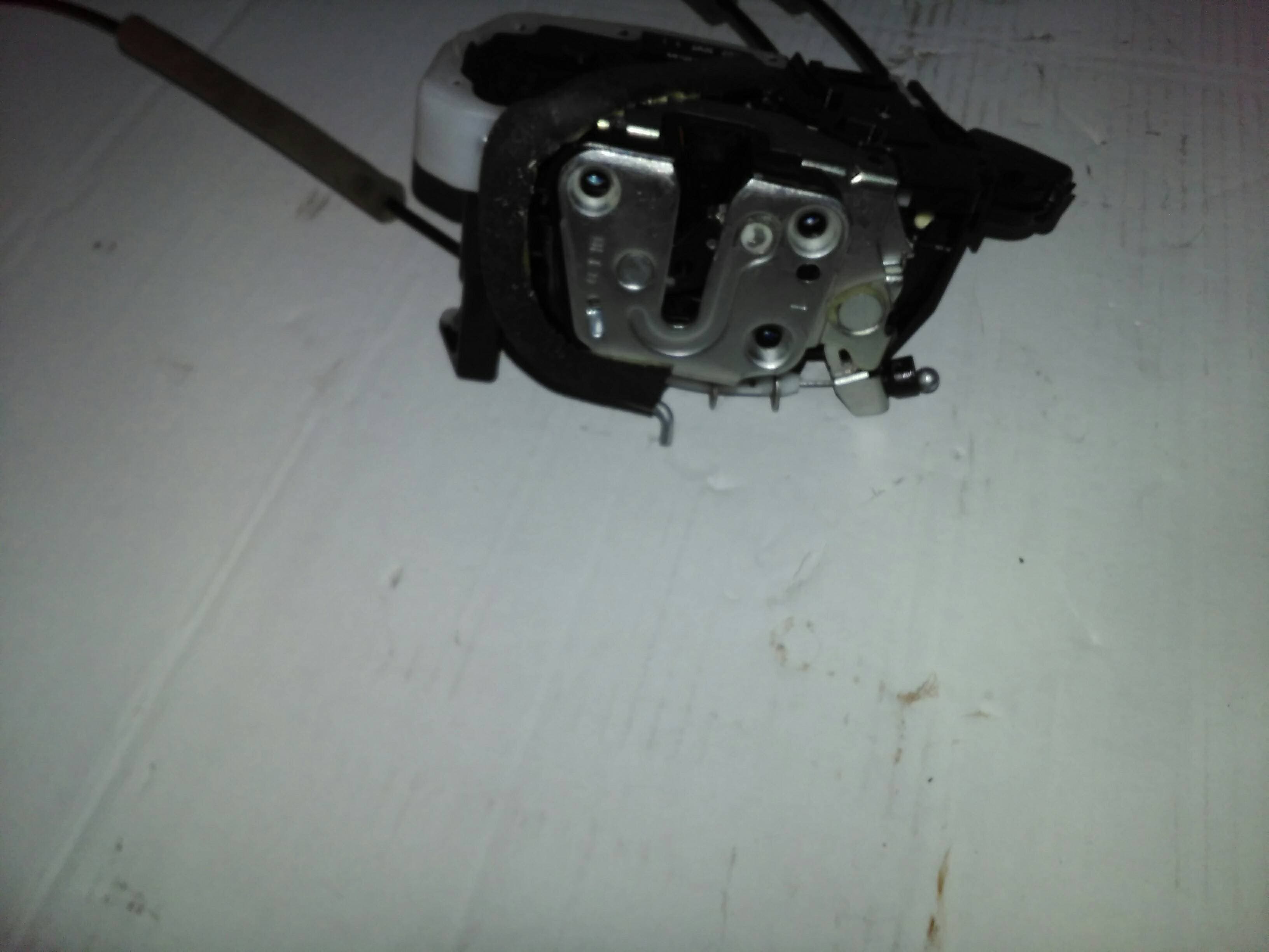 Cerradura puerta delantera izquierda NISSAN LEAF 2