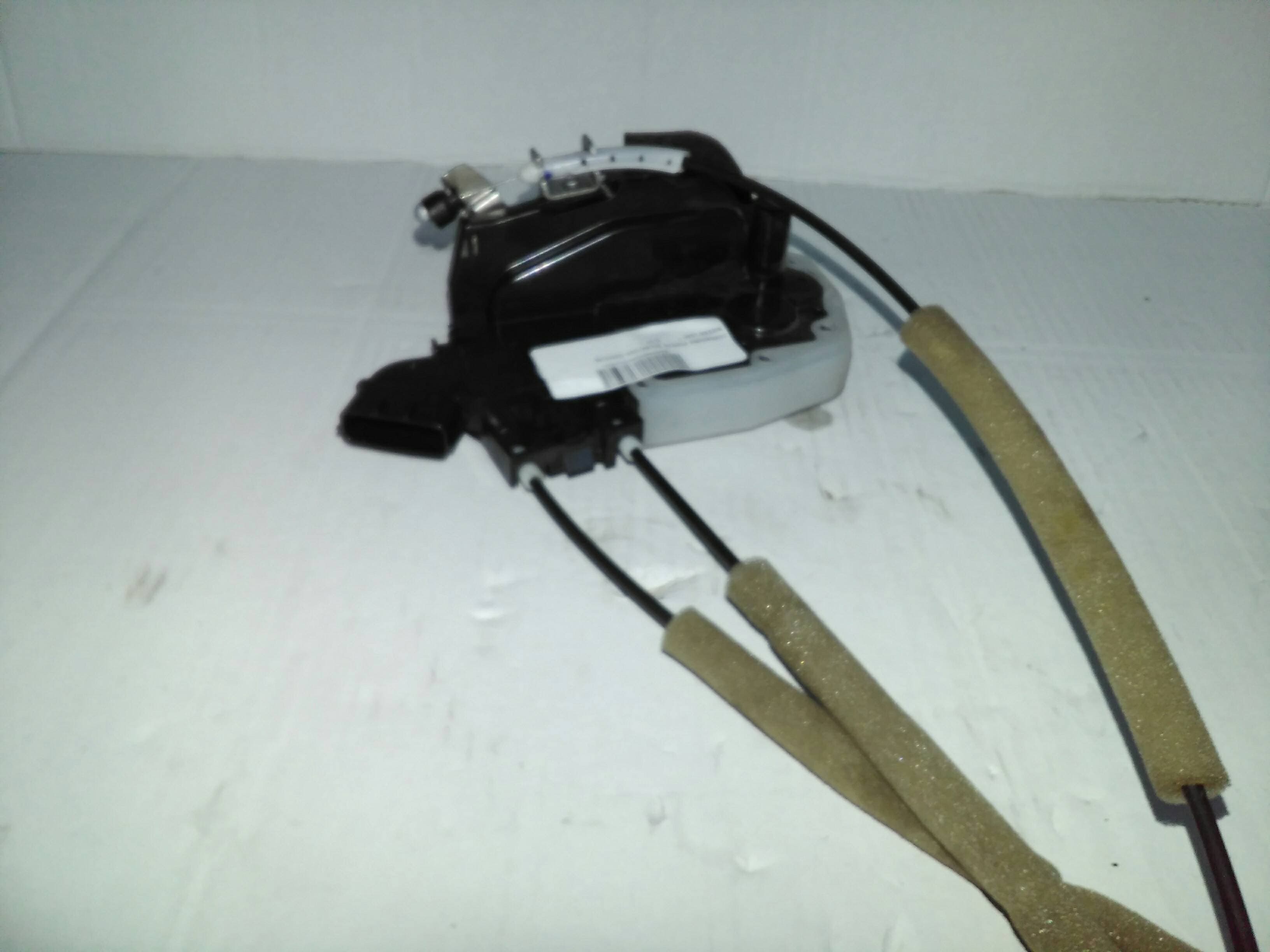 Cerradura puerta delantera derecha NISSAN LEAF 2
