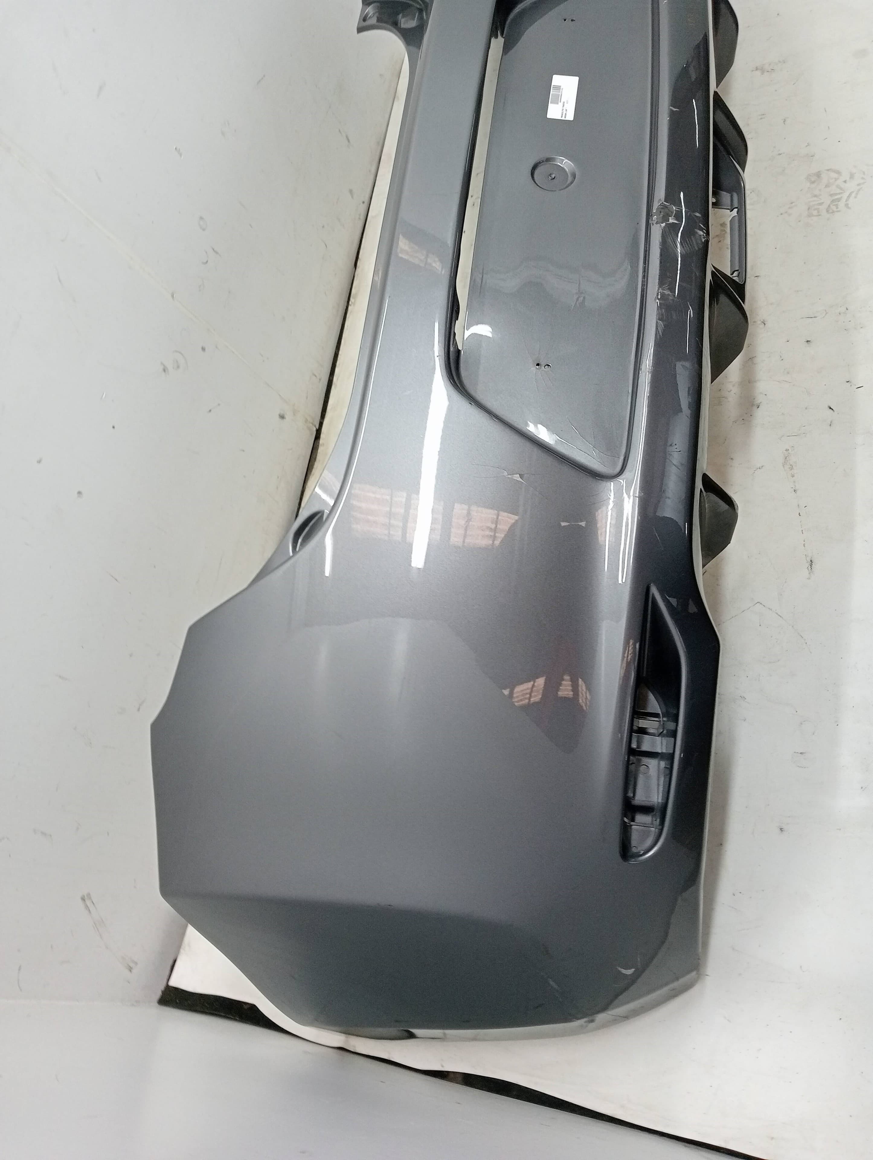 Paragolpes trasero NISSAN LEAF 4