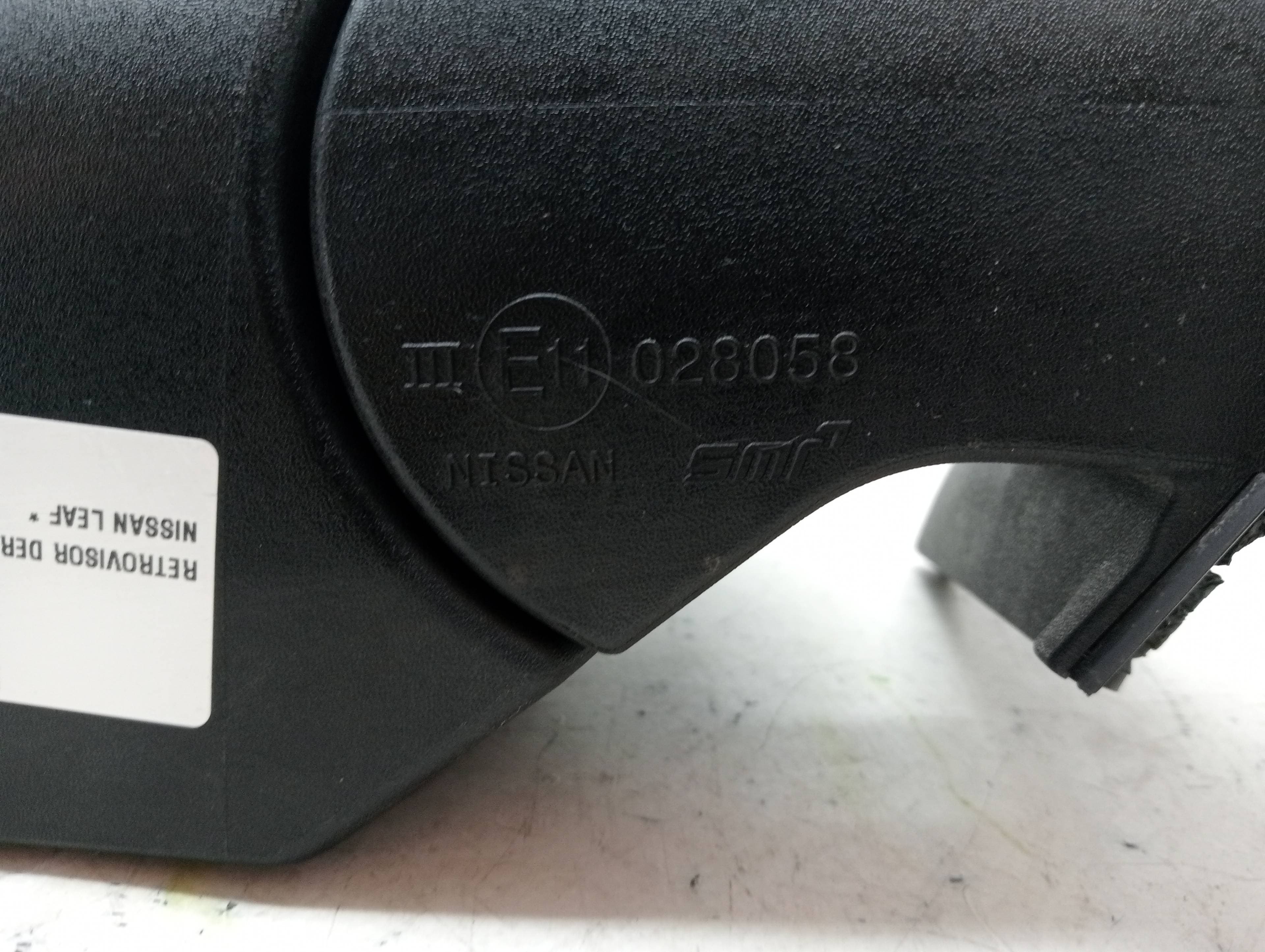 Retrovisor derecho NISSAN LEAF 4