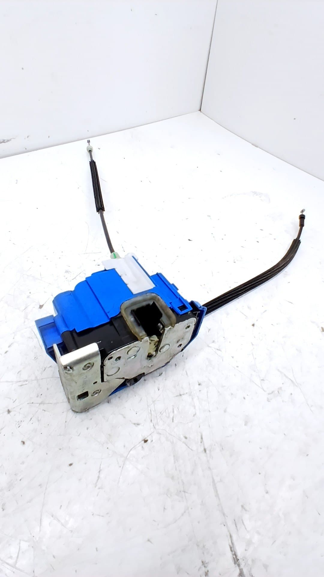 Cerradura puerta delantera derecha FIAT 500 L (330)