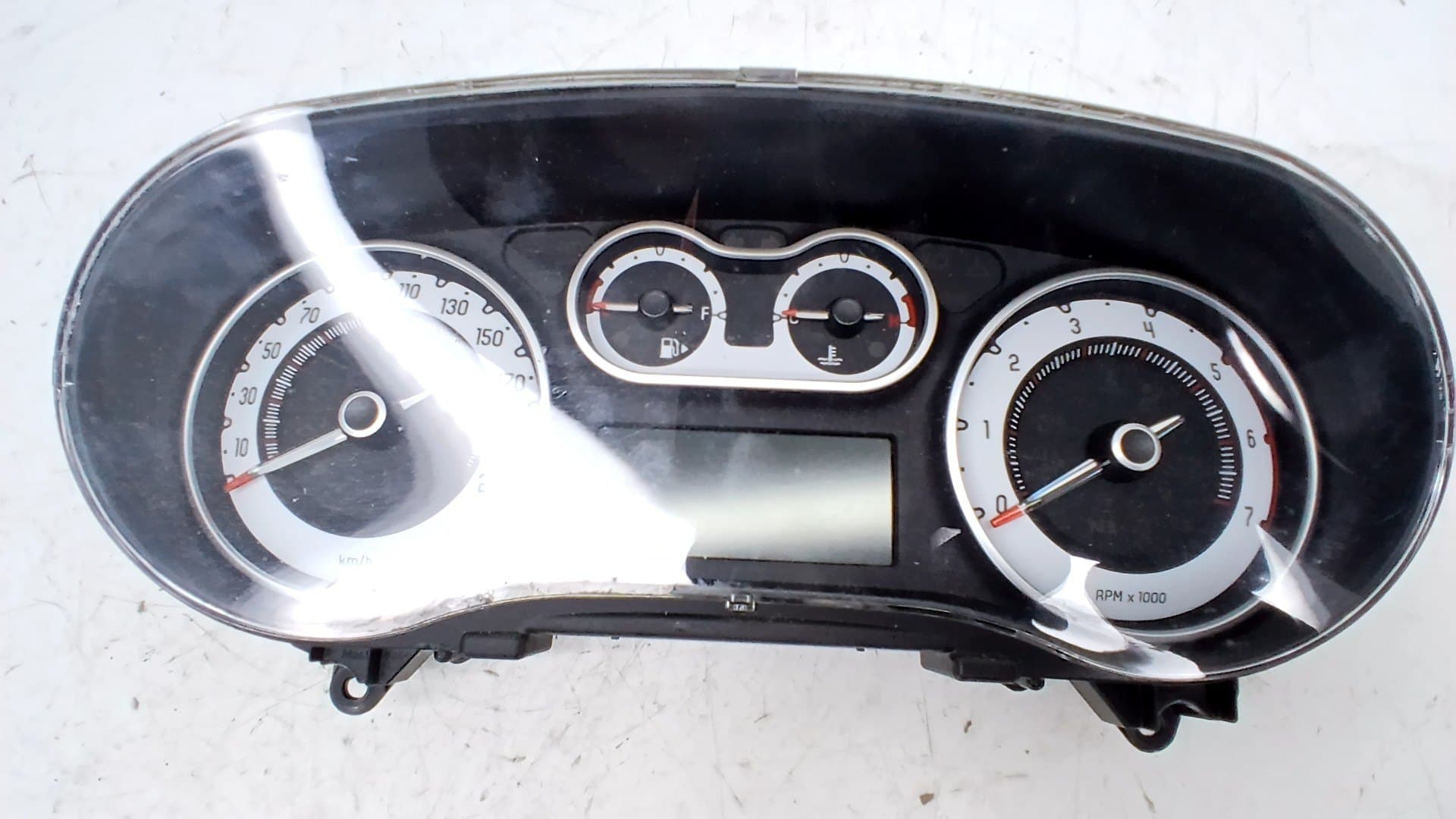 Cuadro instrumentos FIAT 500 L (330) 4