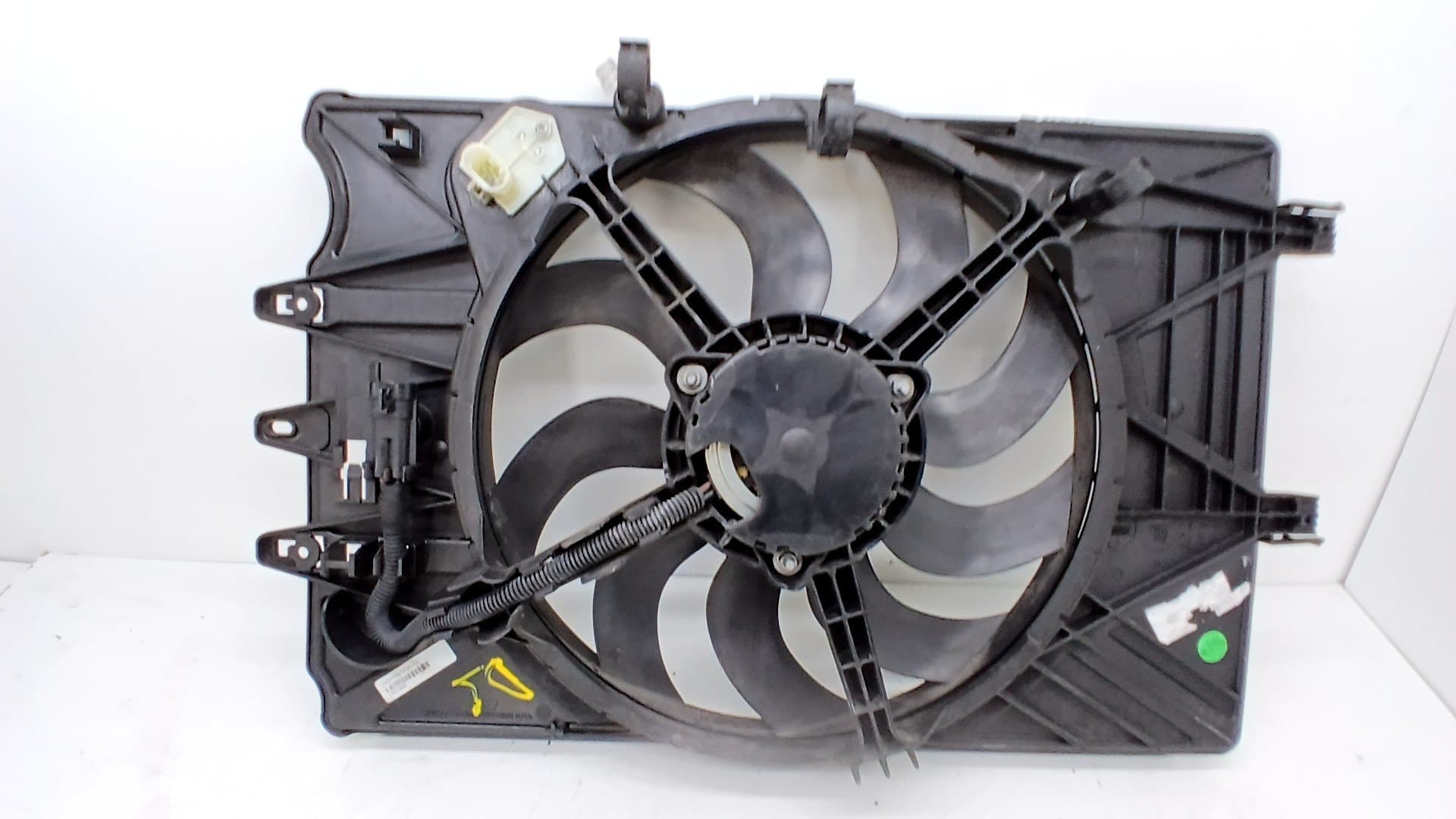 Electroventilador FIAT 500 L (330)