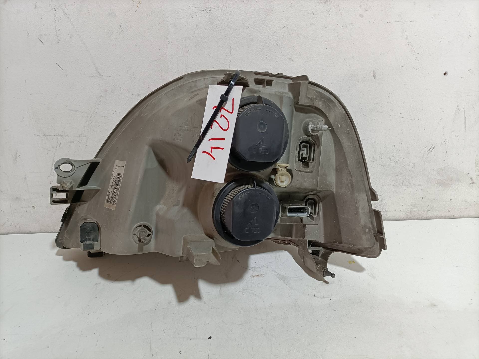 Faro derecho RENAULT MASTER II PHASE 2 CAJA CERRADA 5