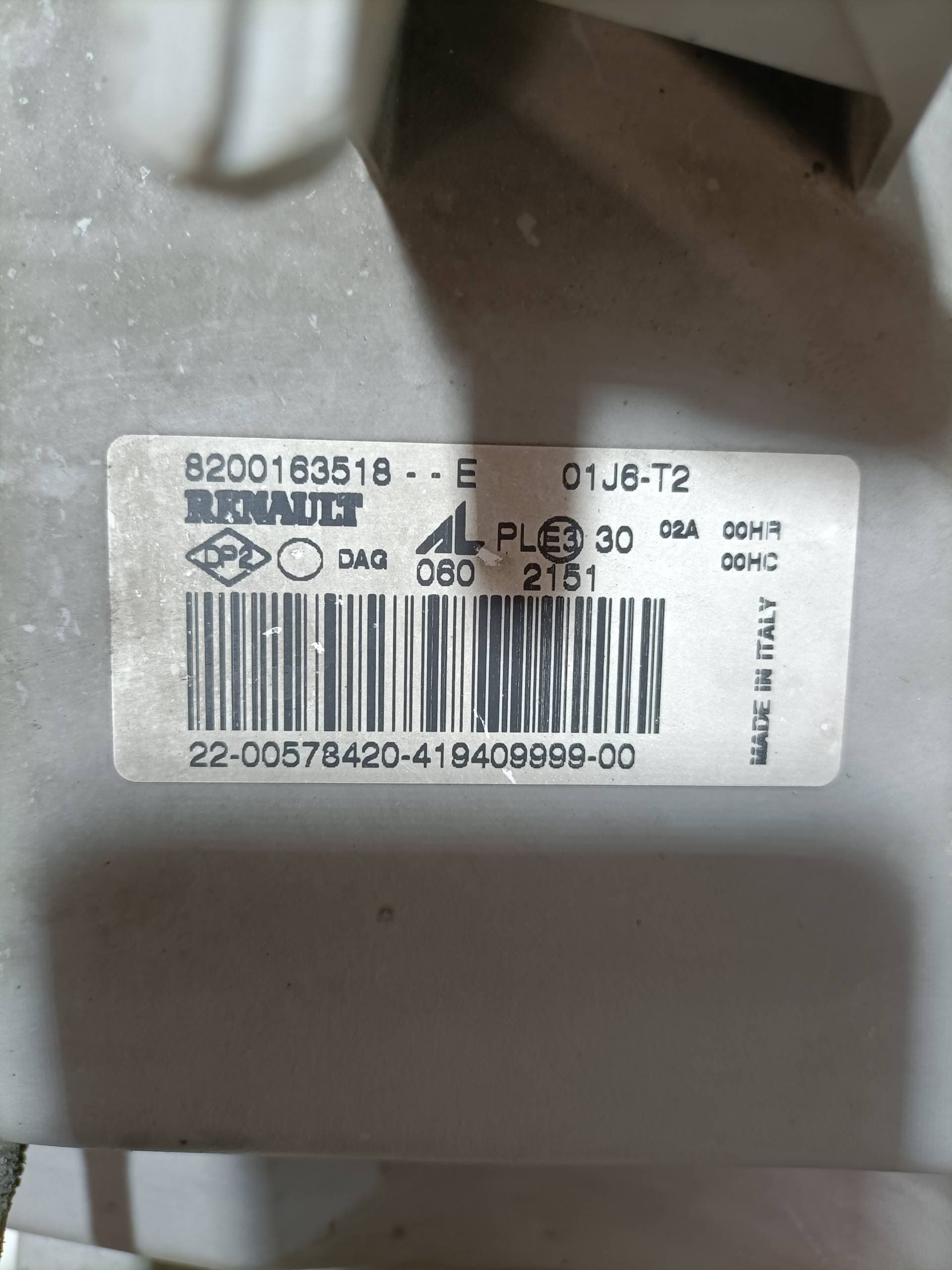Faro derecho RENAULT MASTER II PHASE 2 CAJA CERRADA 2