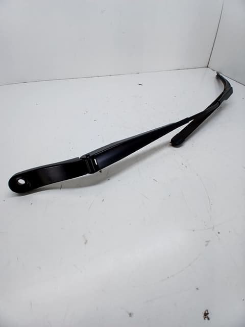 Brazo limpia delantero izquierdo MG ZS