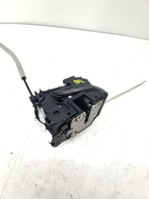 Cerradura puerta delantera derecha MG ZS