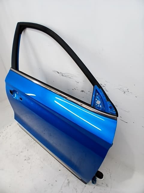 Puerta delantera derecha MG ZS 3