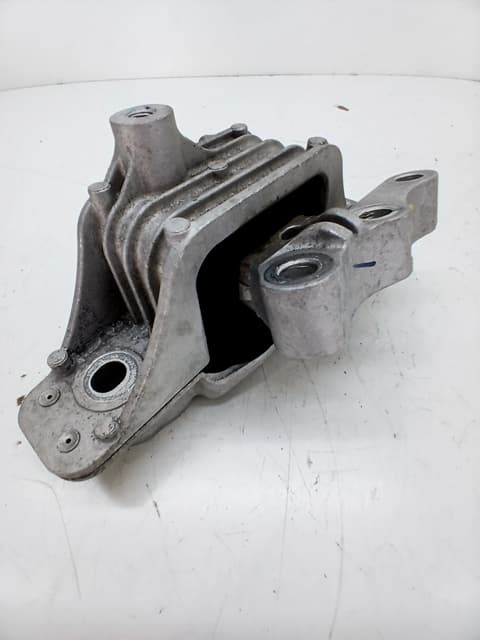 Soporte motor MG ZS 3