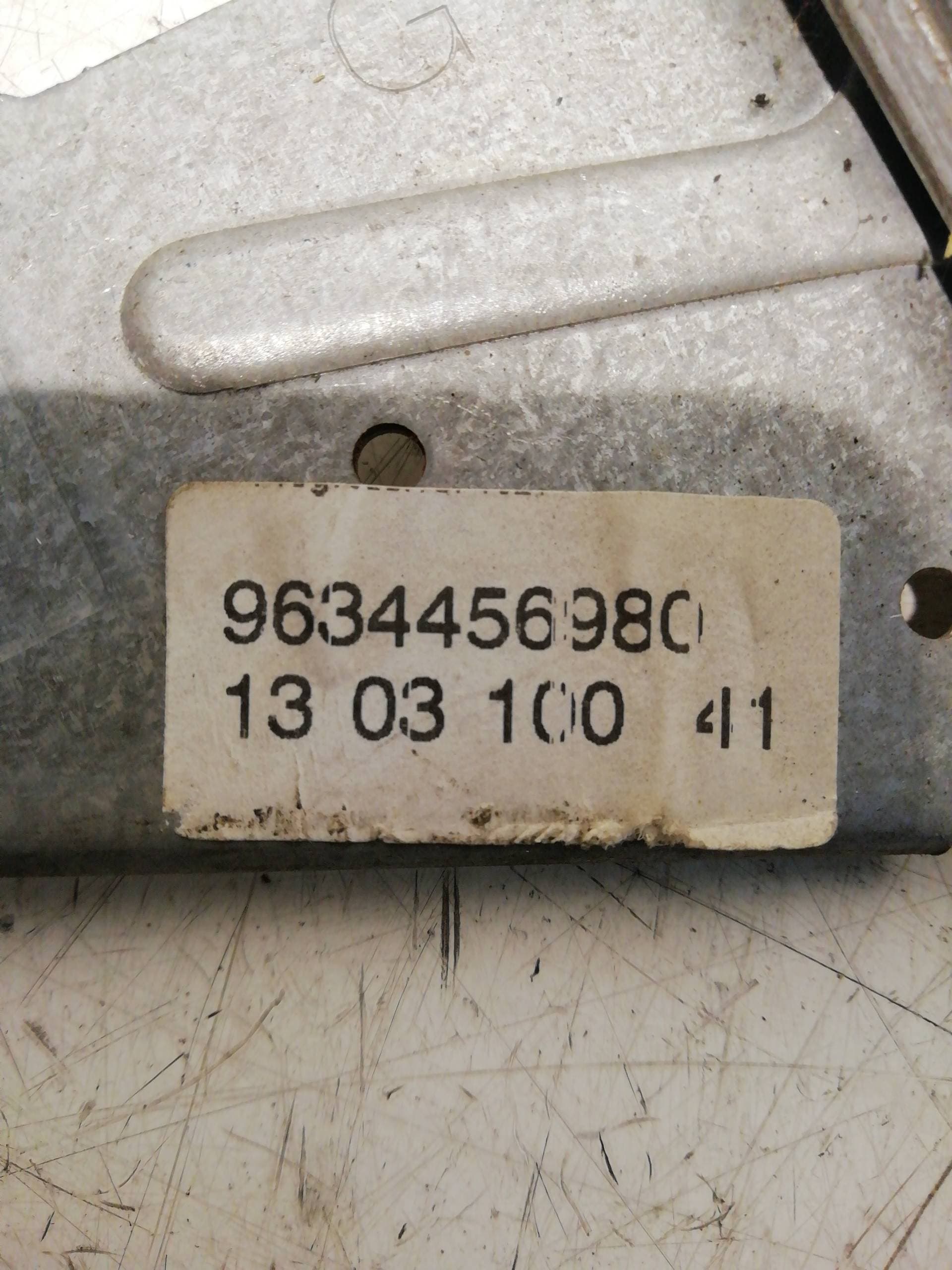 Elevalunas delantero izquierdo PEUGEOT 307 BREAK / SW (S1) 5