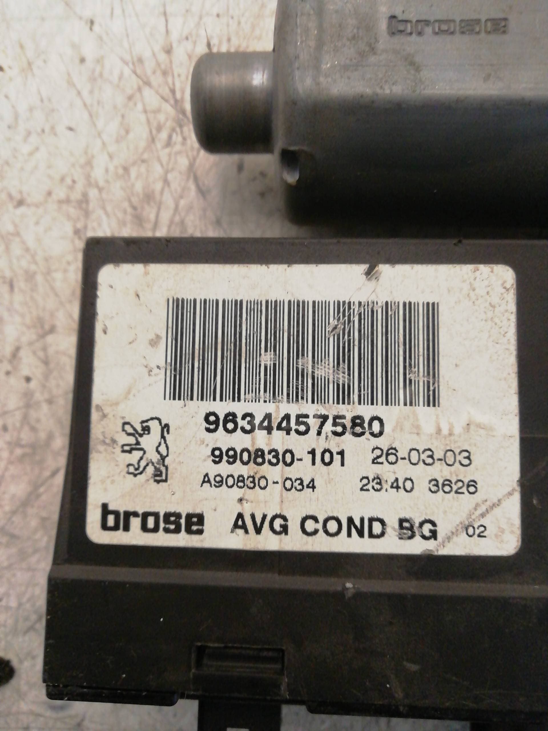 Elevalunas delantero izquierdo PEUGEOT 307 BREAK / SW (S1) 4