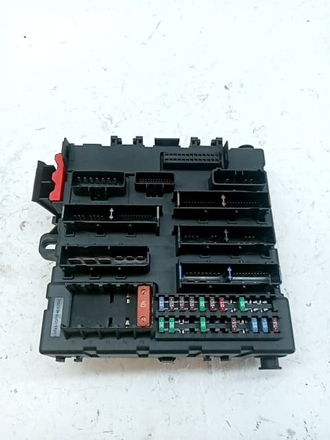 Caja reles / fusibles SAAB 9-3 (YS3F, E79, D79, D75)