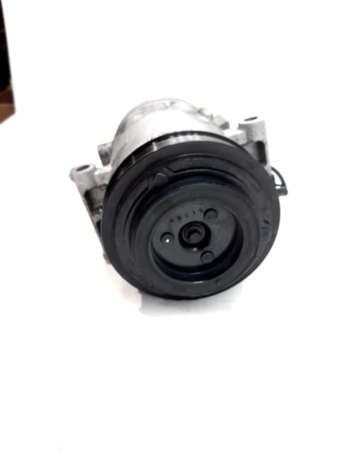 Recambio HYUNDAI IX35 ref. 977012Y050 4