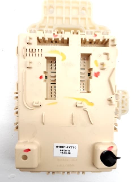Caja fusibles HYUNDAI IX35 3