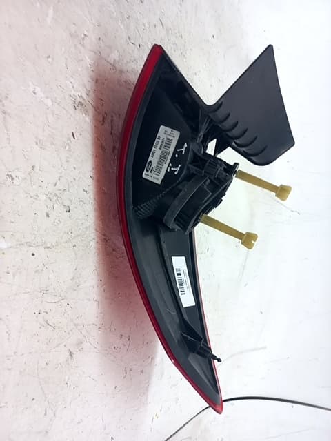 Piloto trasero izquierdo FORD GRAND C-MAX 2