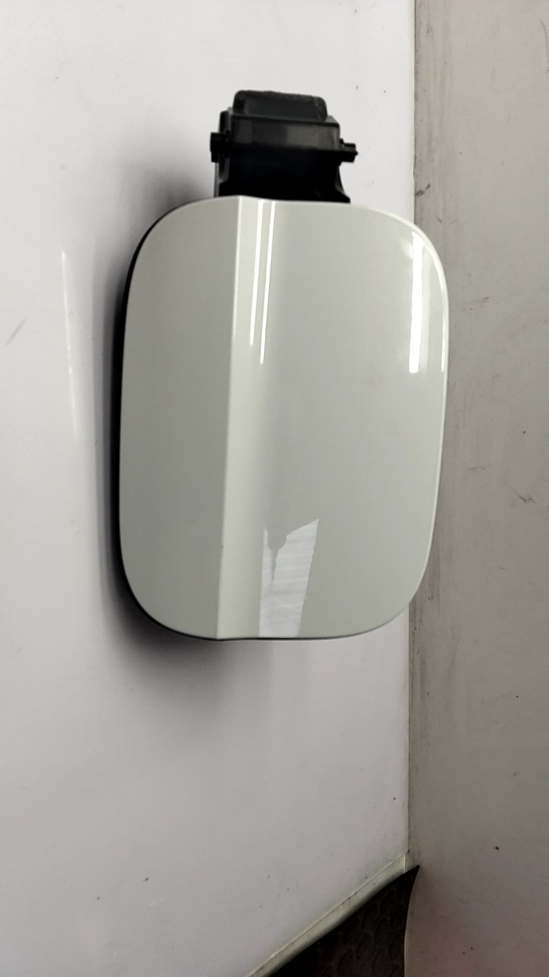 Tapa exterior combustible SKODA KAMIQ (NW4)