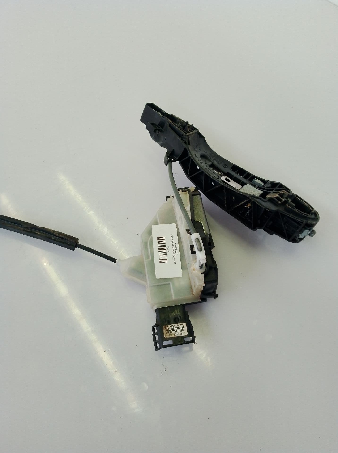 Cerradura puerta trasera izquierda CITROEN C3