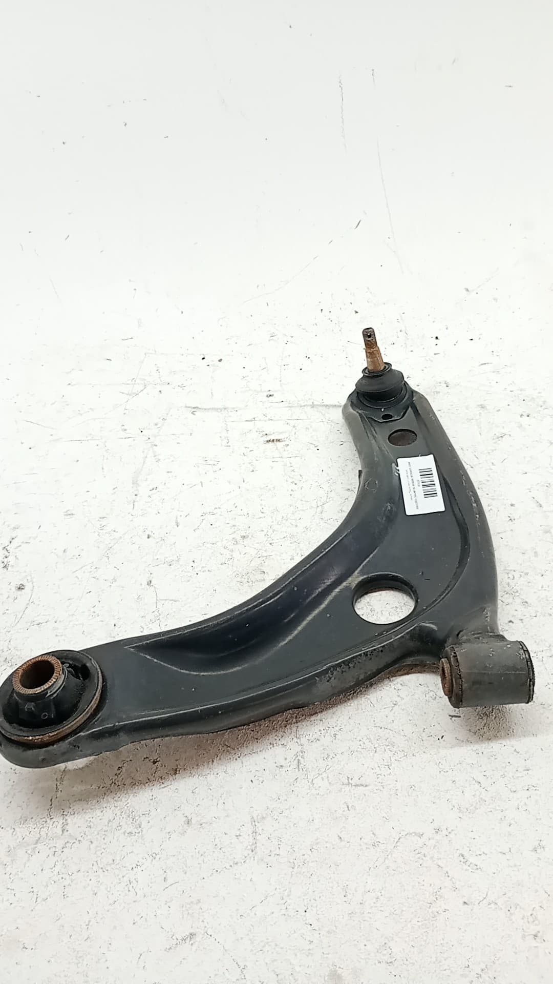 Brazo suspension inferior delantero izquierdo TOYOTA YARIS