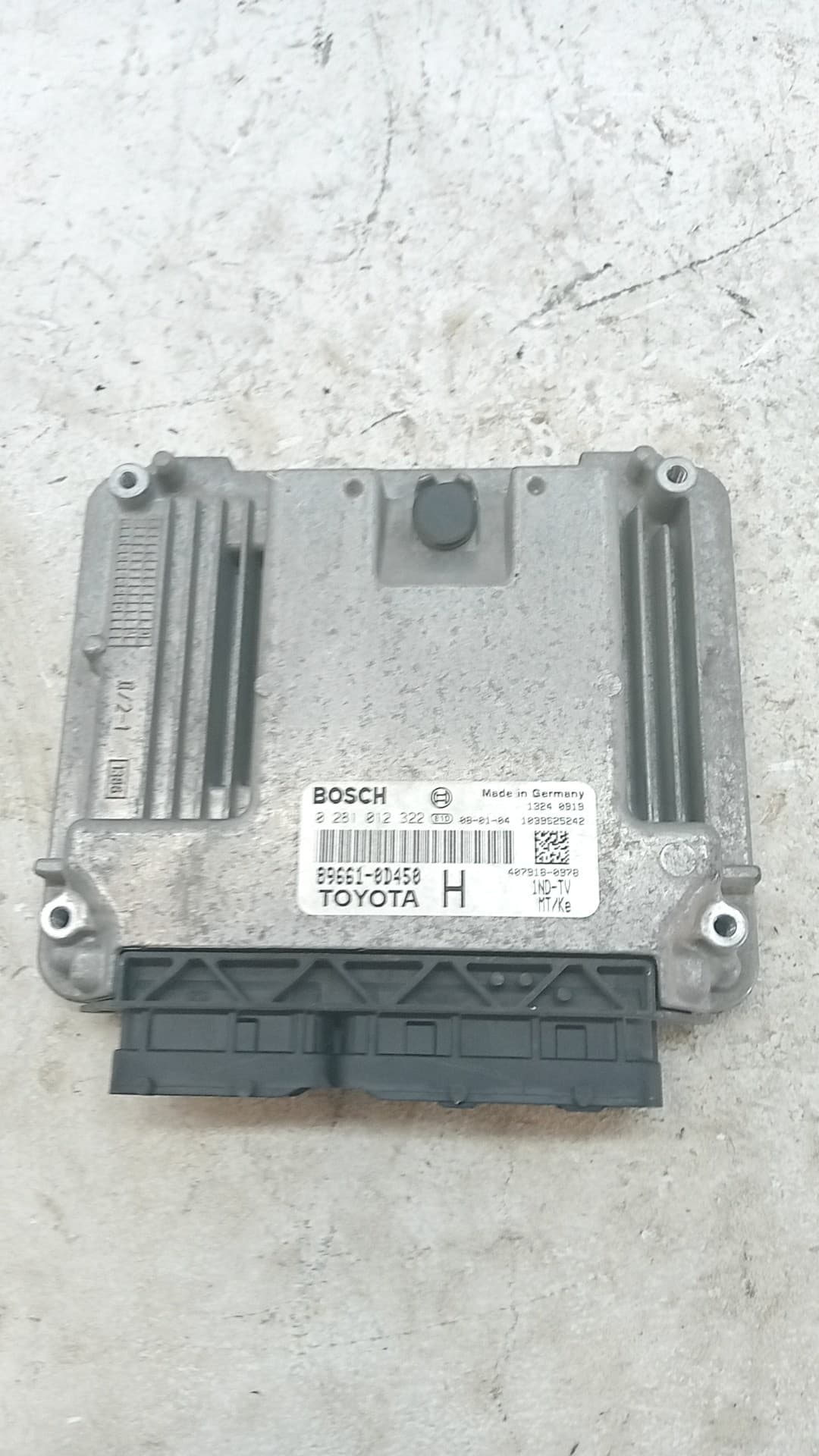 Centralita motor uce TOYOTA YARIS