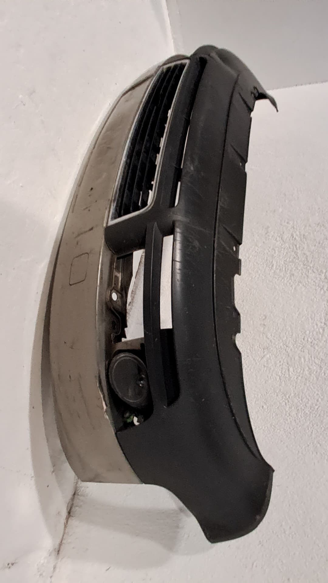 Paragolpes delantero AUDI A4 BERLINA (8E) 4