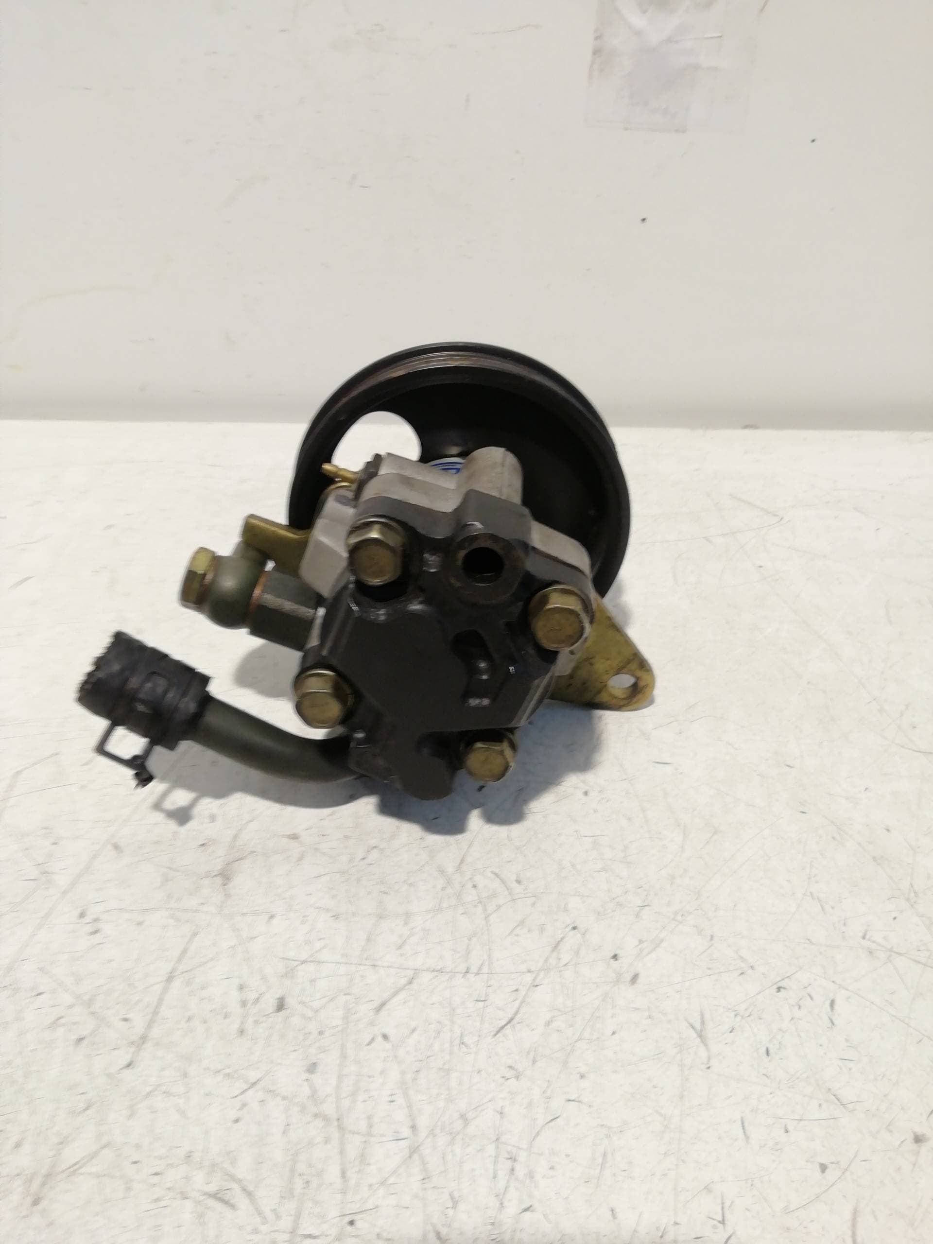 Bomba direccion KIA SHUMA II 4
