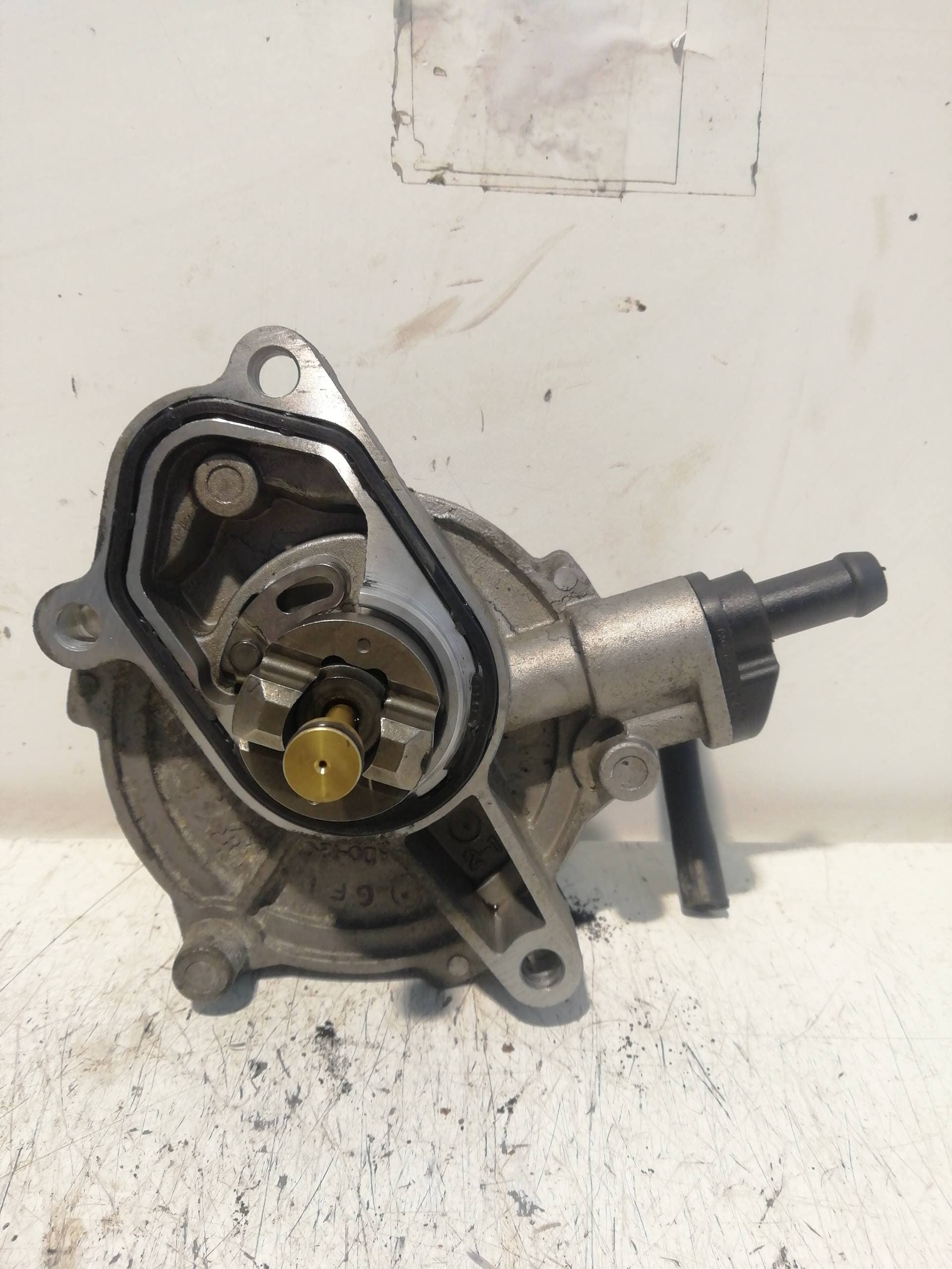 Depresor freno / bomba vacio KIA CEED
