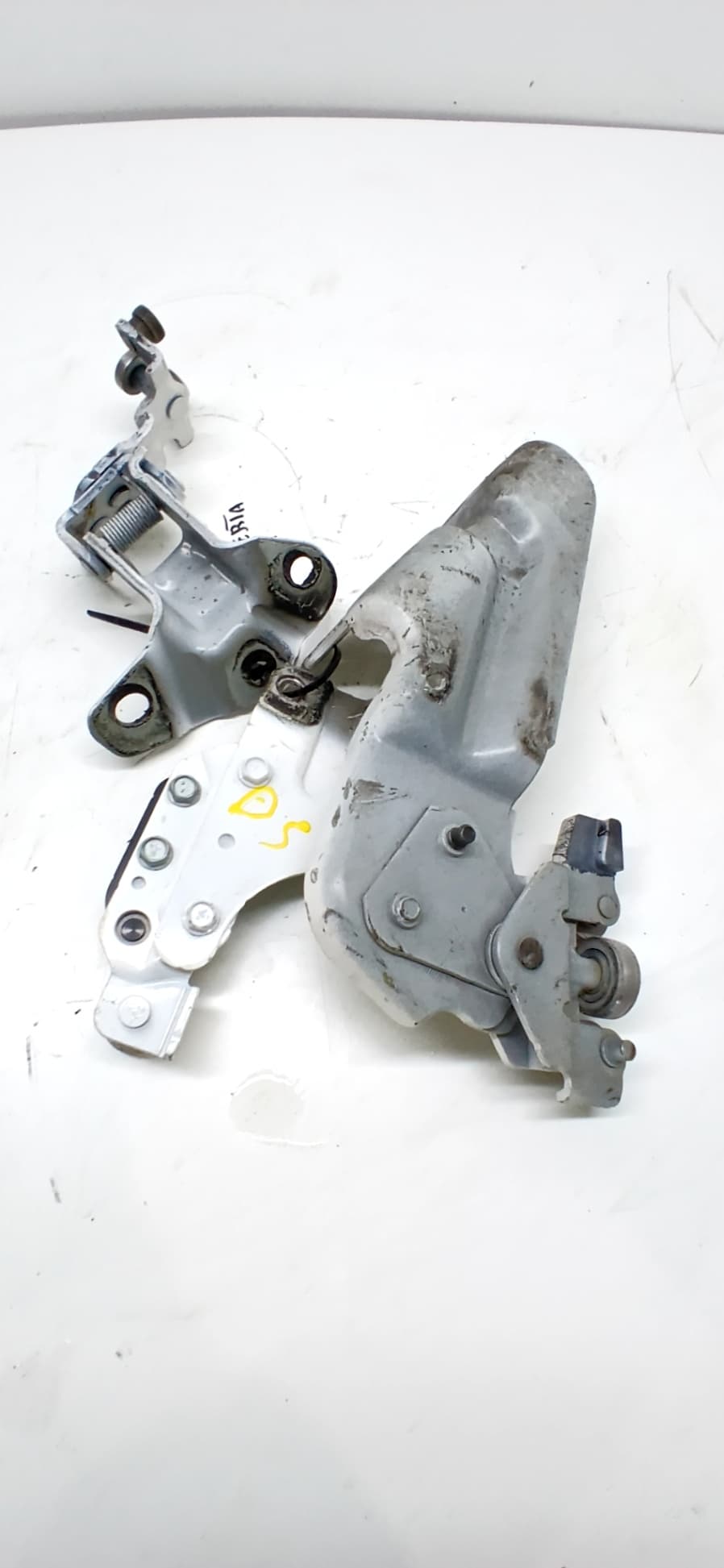 Bisagra puerta trasera izquierda NISSAN NV 200 (M20) 2