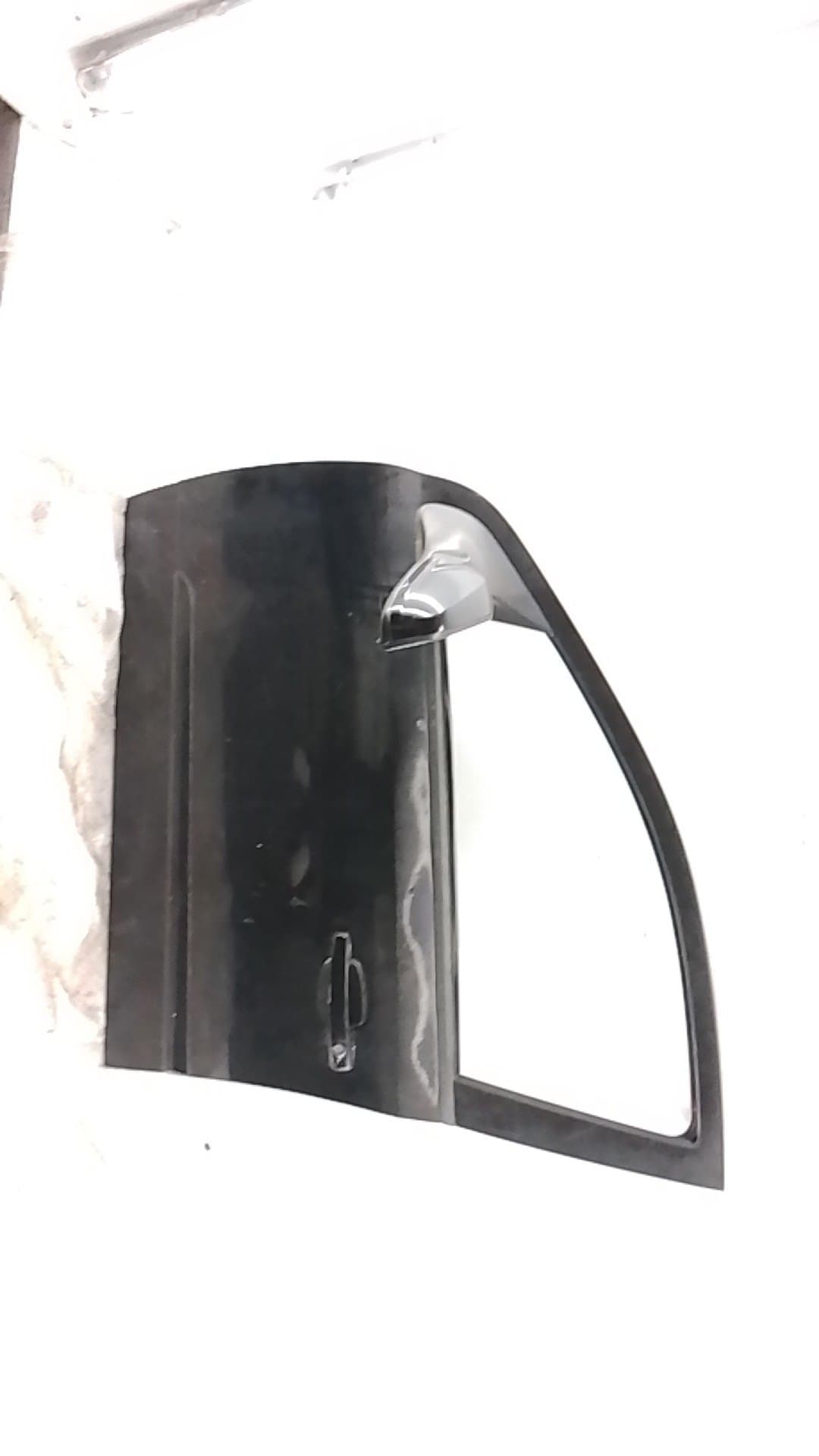 Puerta delantera izquierda OPEL ASTRA H CLASSIC HATCHBACK 4