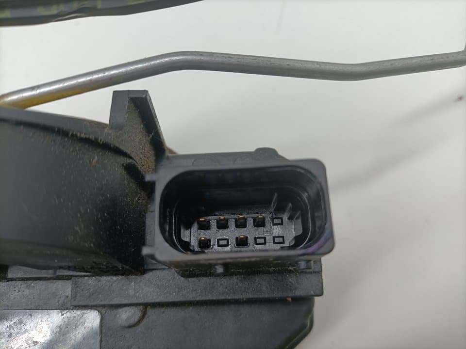 Cerradura puerta delantera izquierda OPEL INSIGNIA BERLINA 3