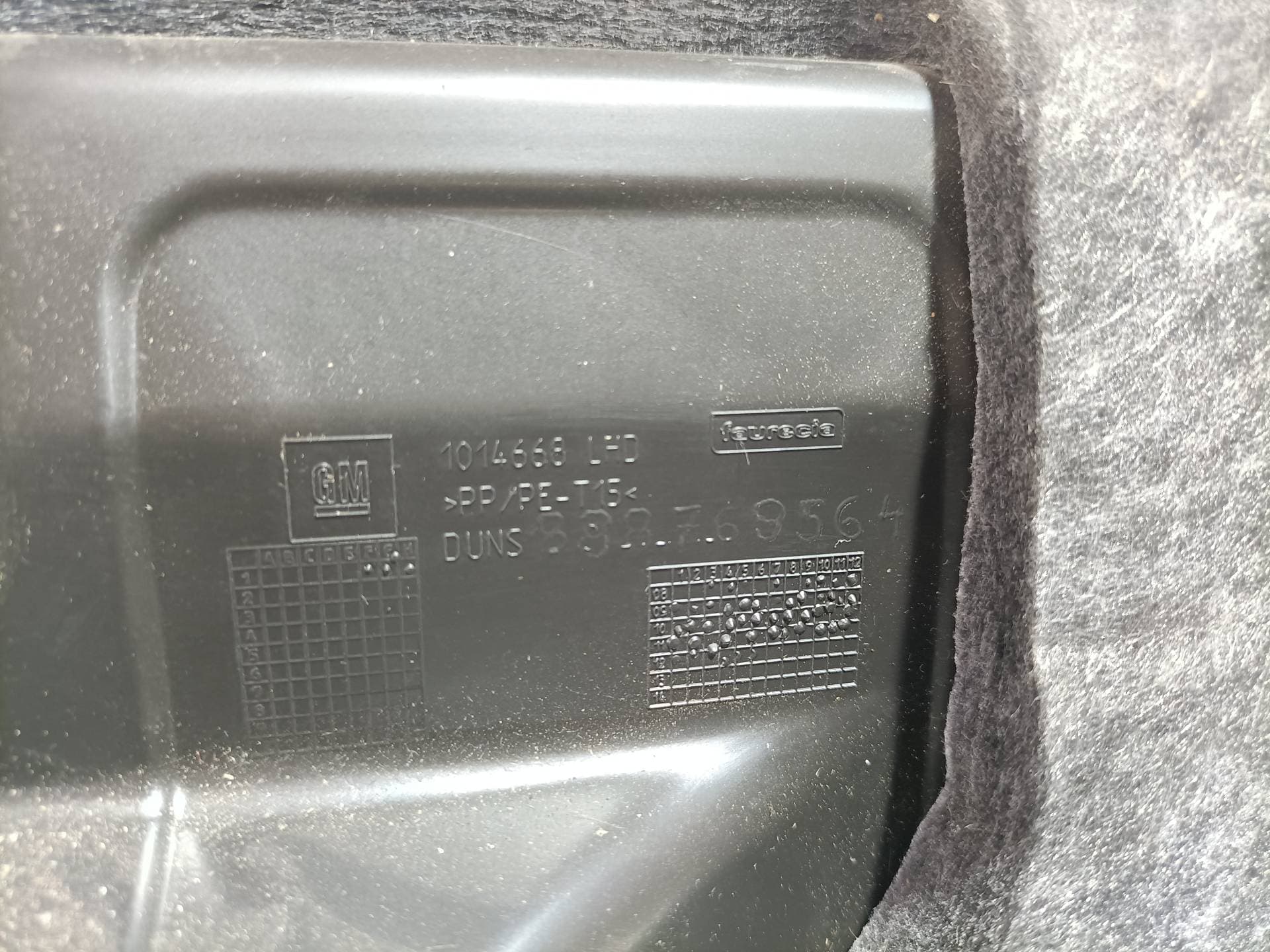 Guantera OPEL INSIGNIA BERLINA 3