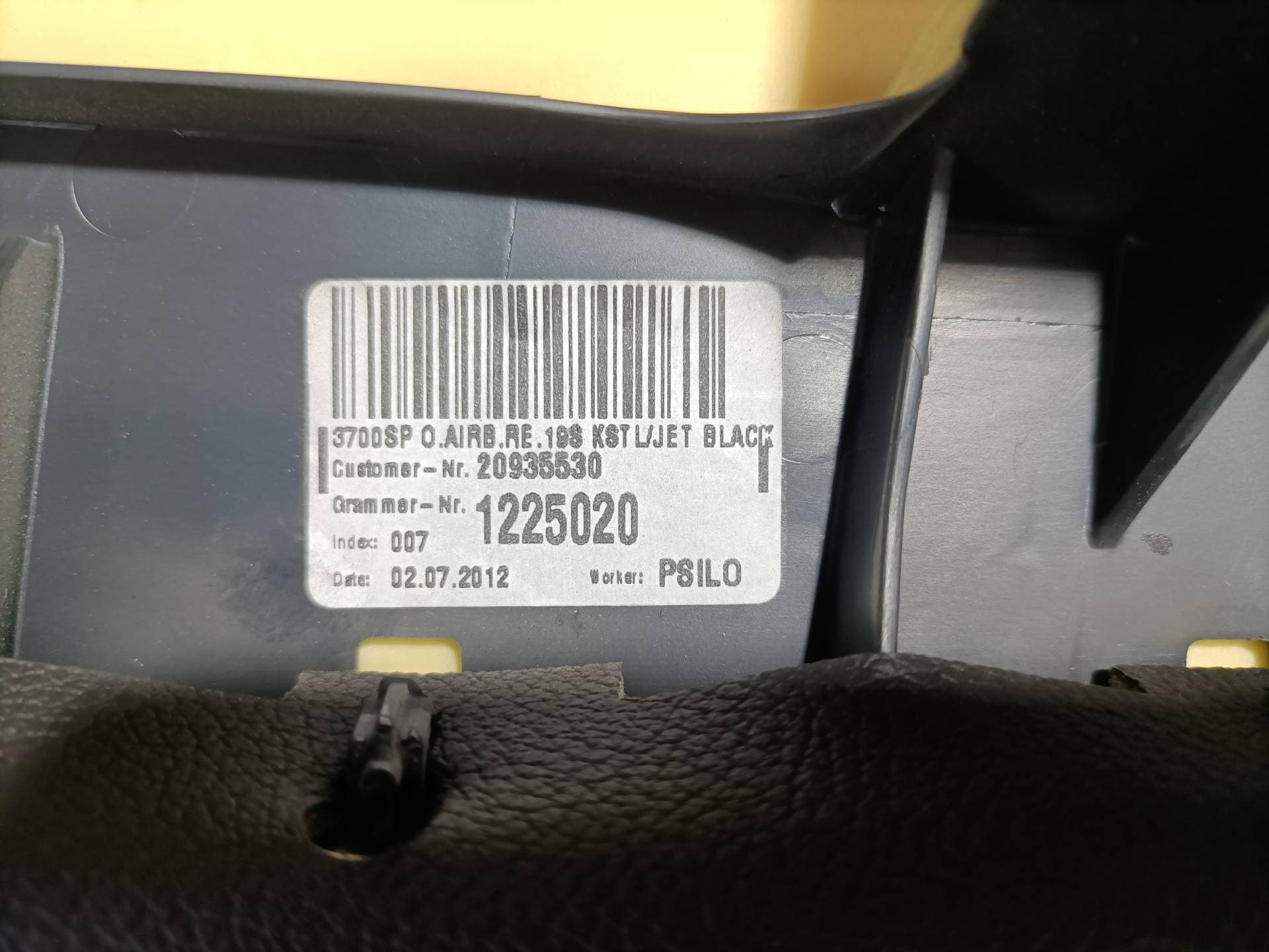 Plastico OPEL INSIGNIA BERLINA 2
