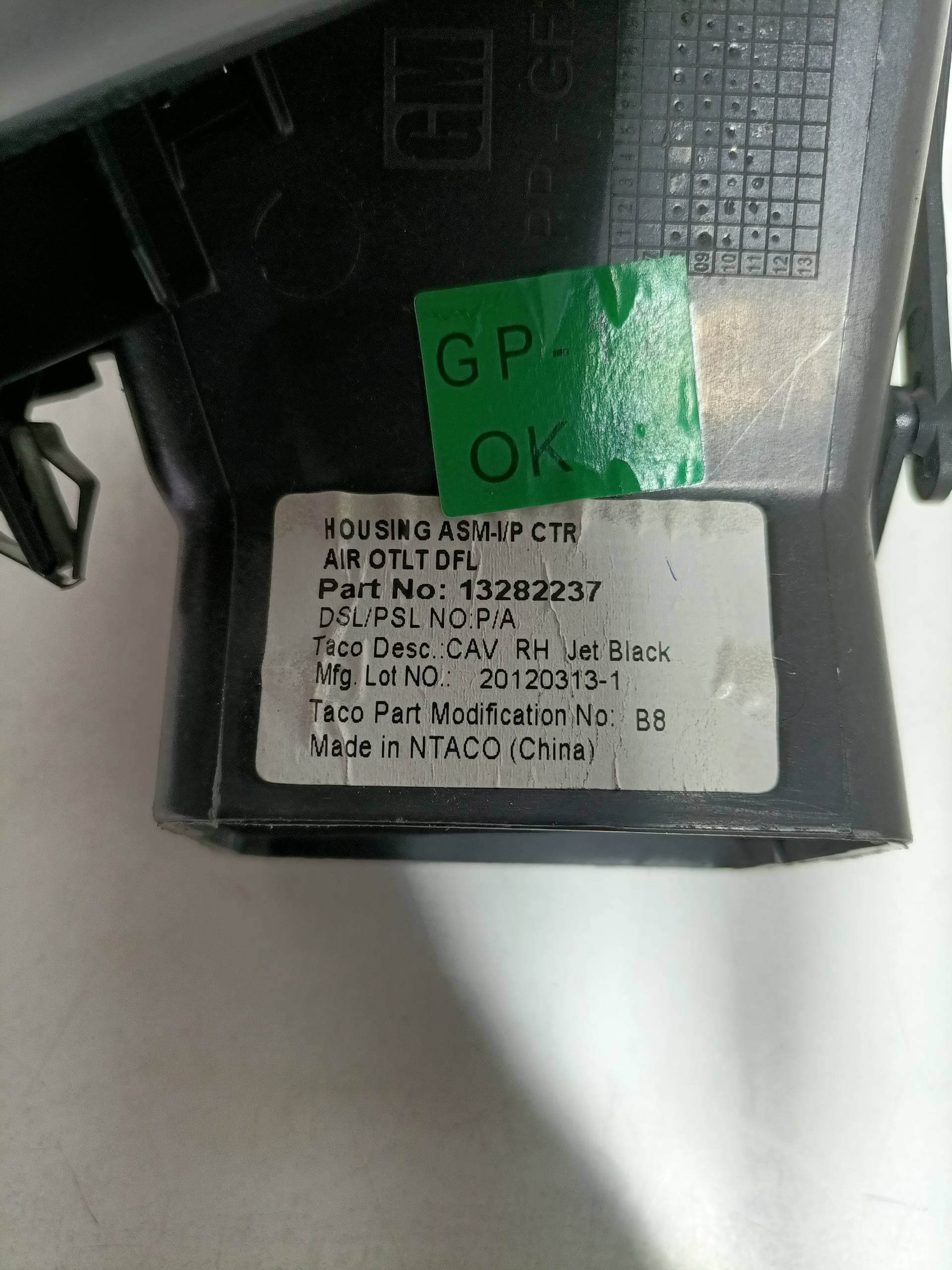 Plastico OPEL INSIGNIA BERLINA 3