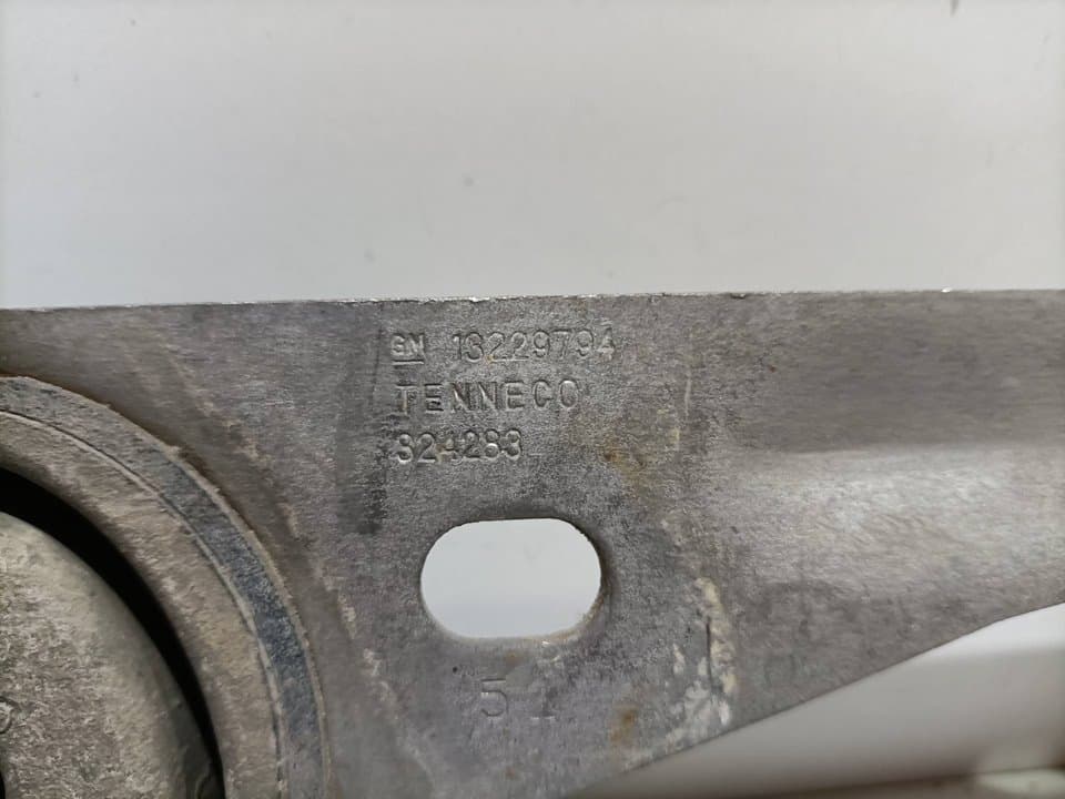 Soporte motor OPEL INSIGNIA BERLINA 2