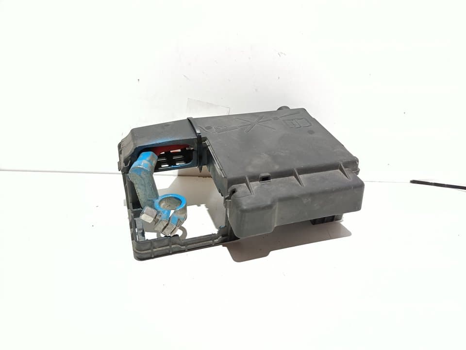 Caja reles / fusibles OPEL INSIGNIA BERLINA