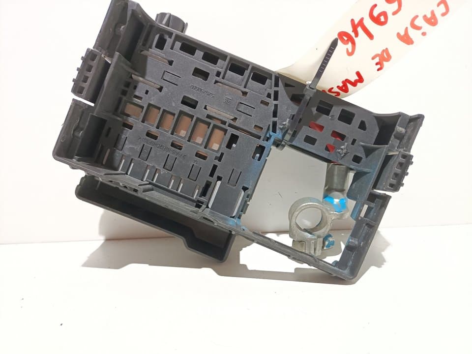 Caja reles / fusibles OPEL INSIGNIA BERLINA 2
