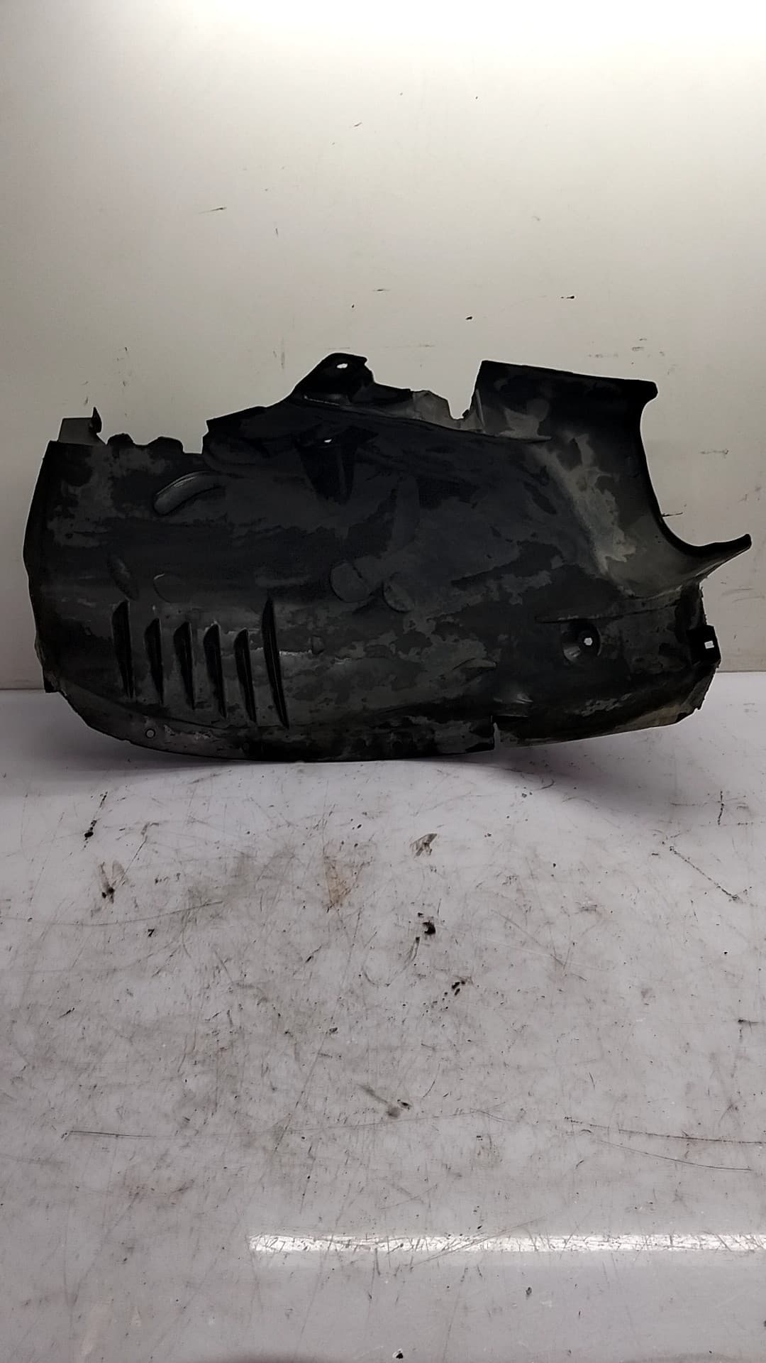Paso rueda trasero derecho RENAULT TRAFIC 2