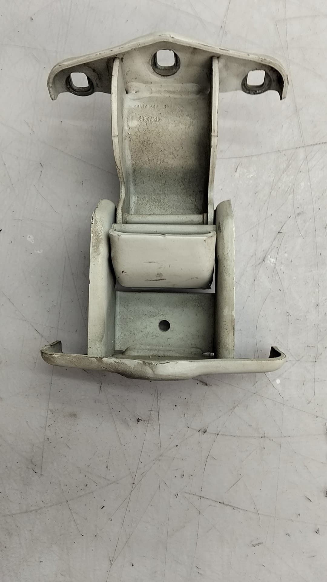 Bisagra puerta trasera derecha RENAULT TRAFIC 2